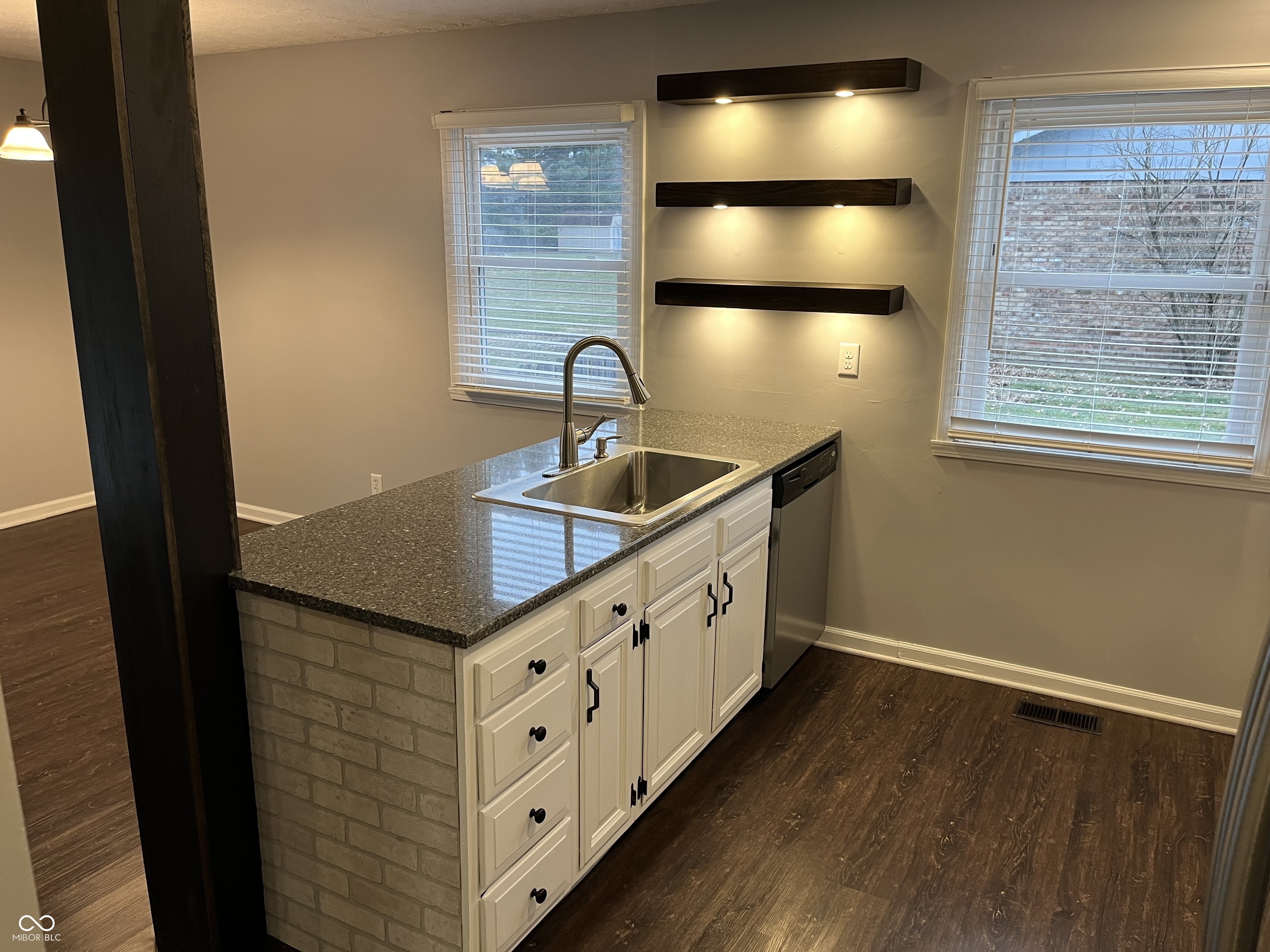 627 San Carlos Drive