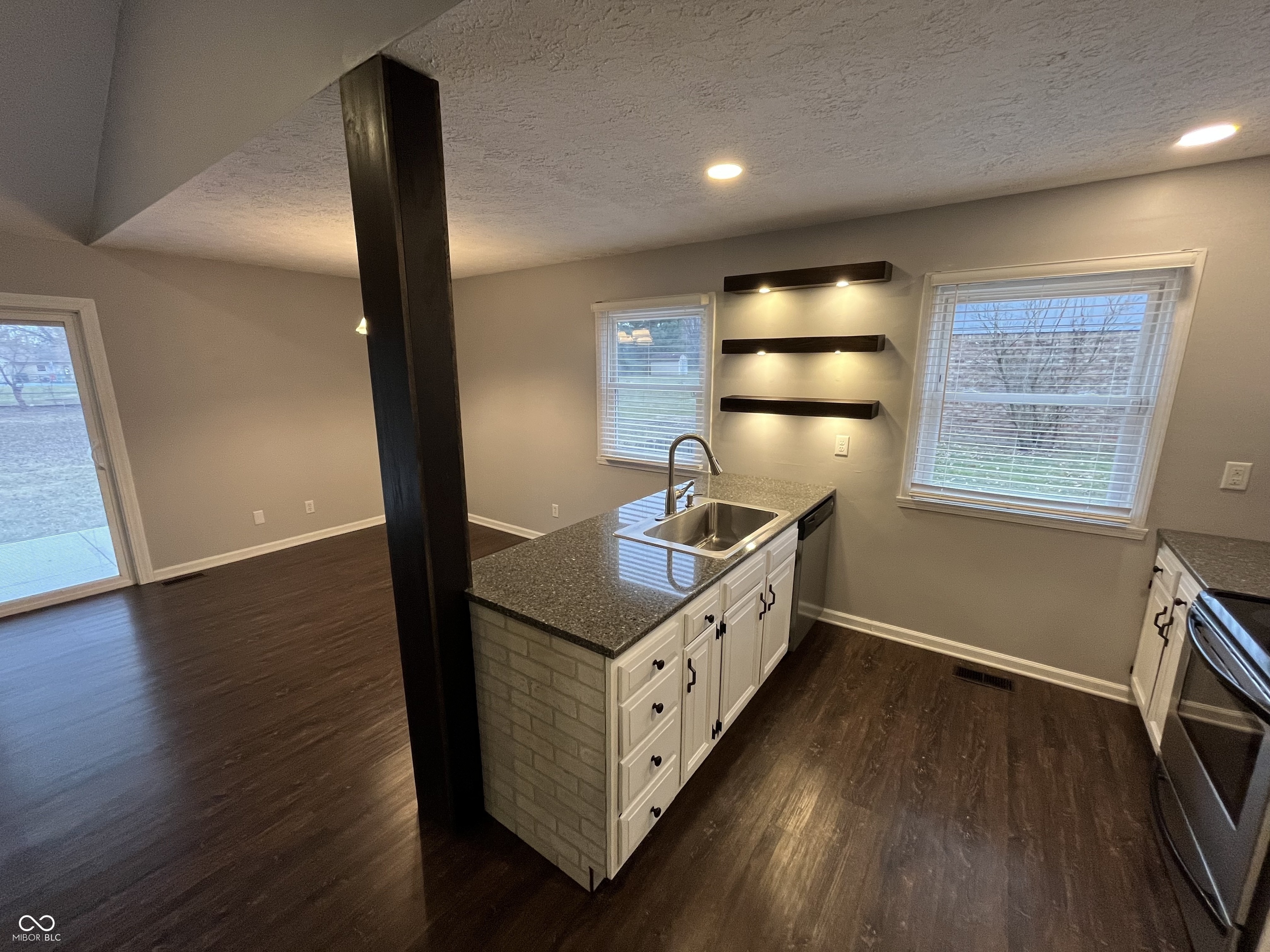 627 San Carlos Drive