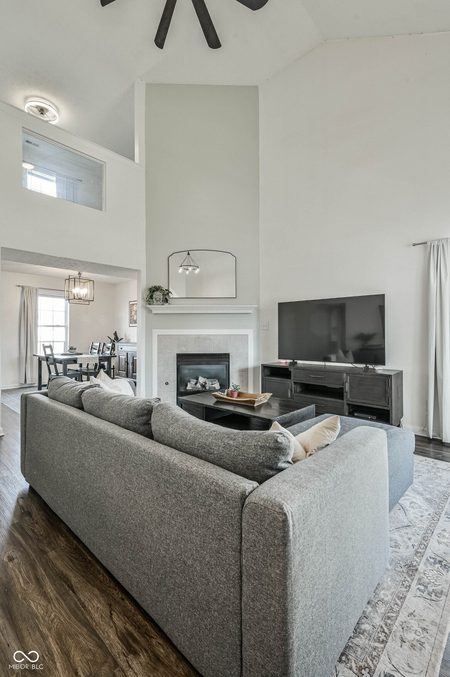 5308 Mesa Verde Drive