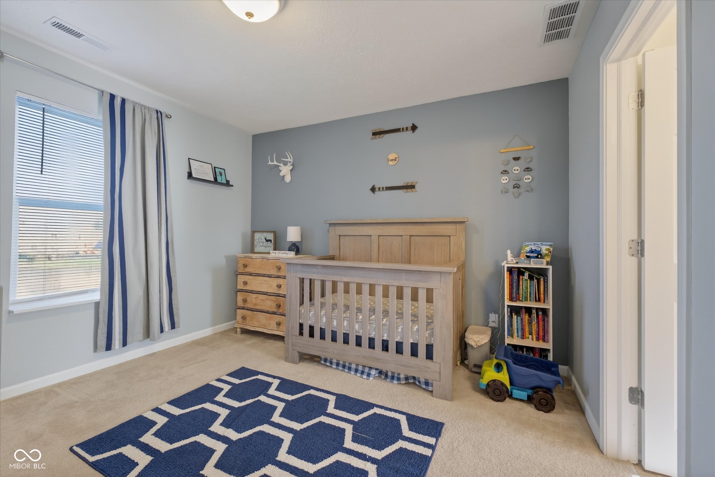 4742 Deacon Lane