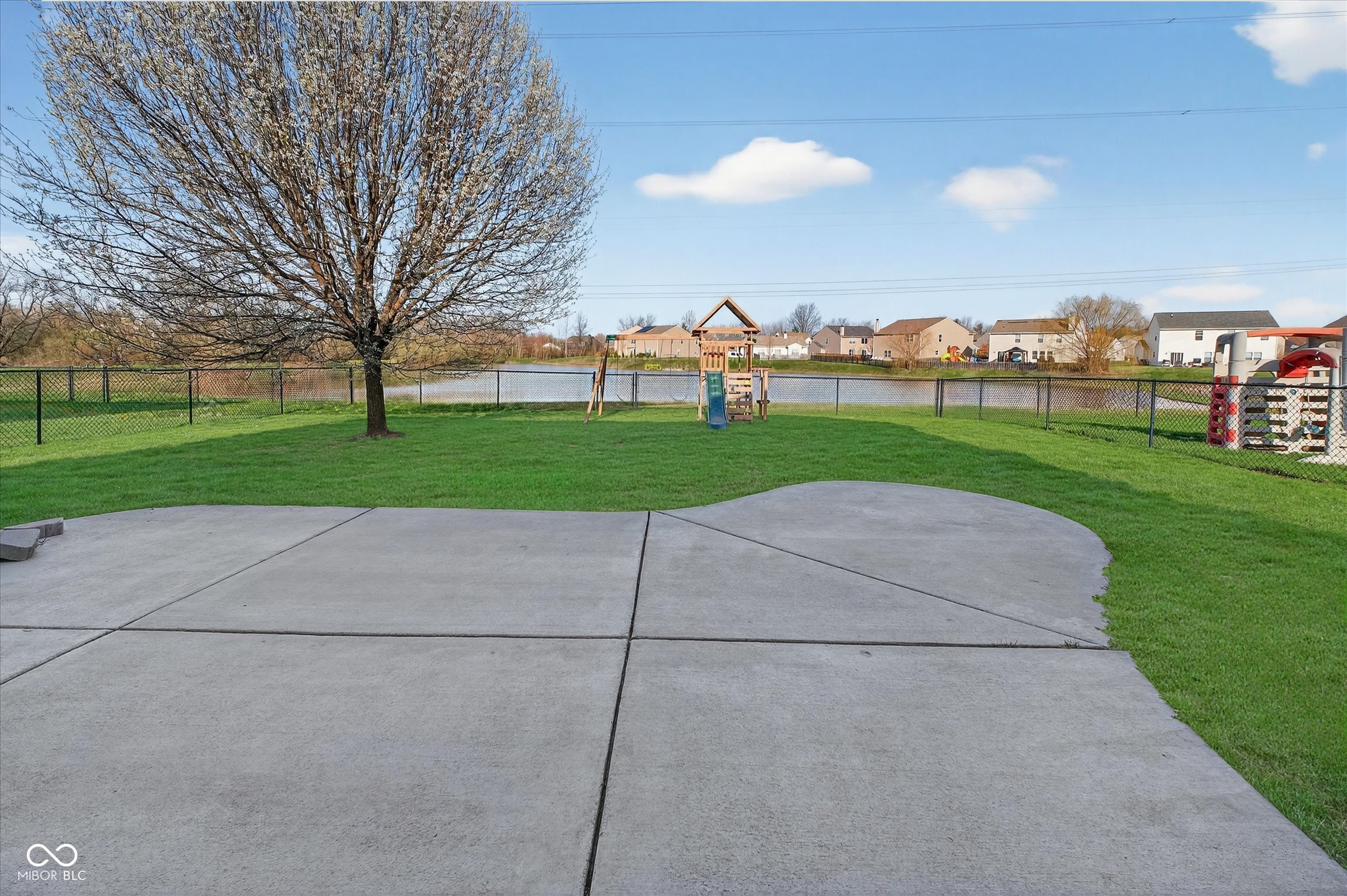 4742 Deacon Lane