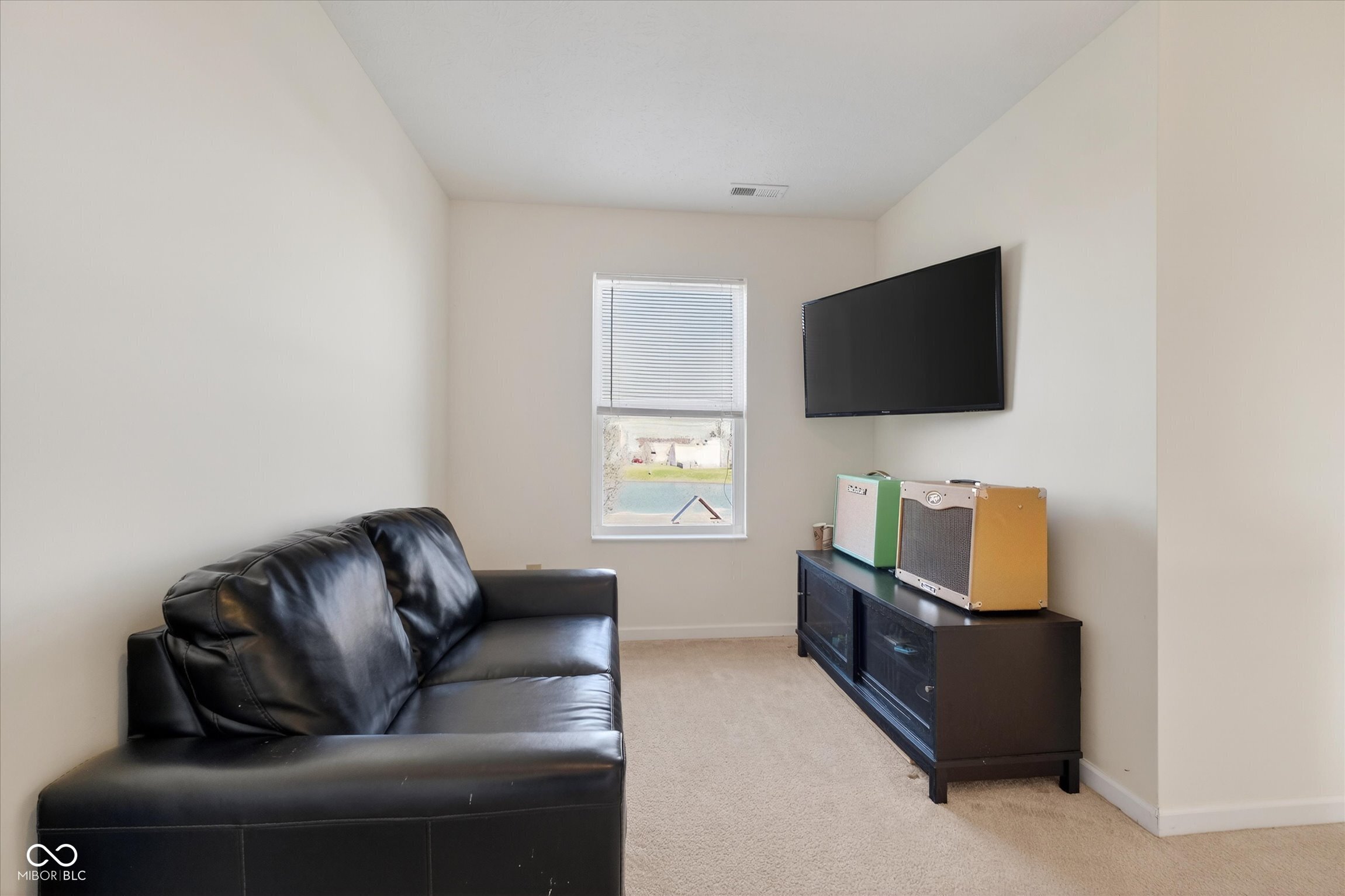 4742 Deacon Lane