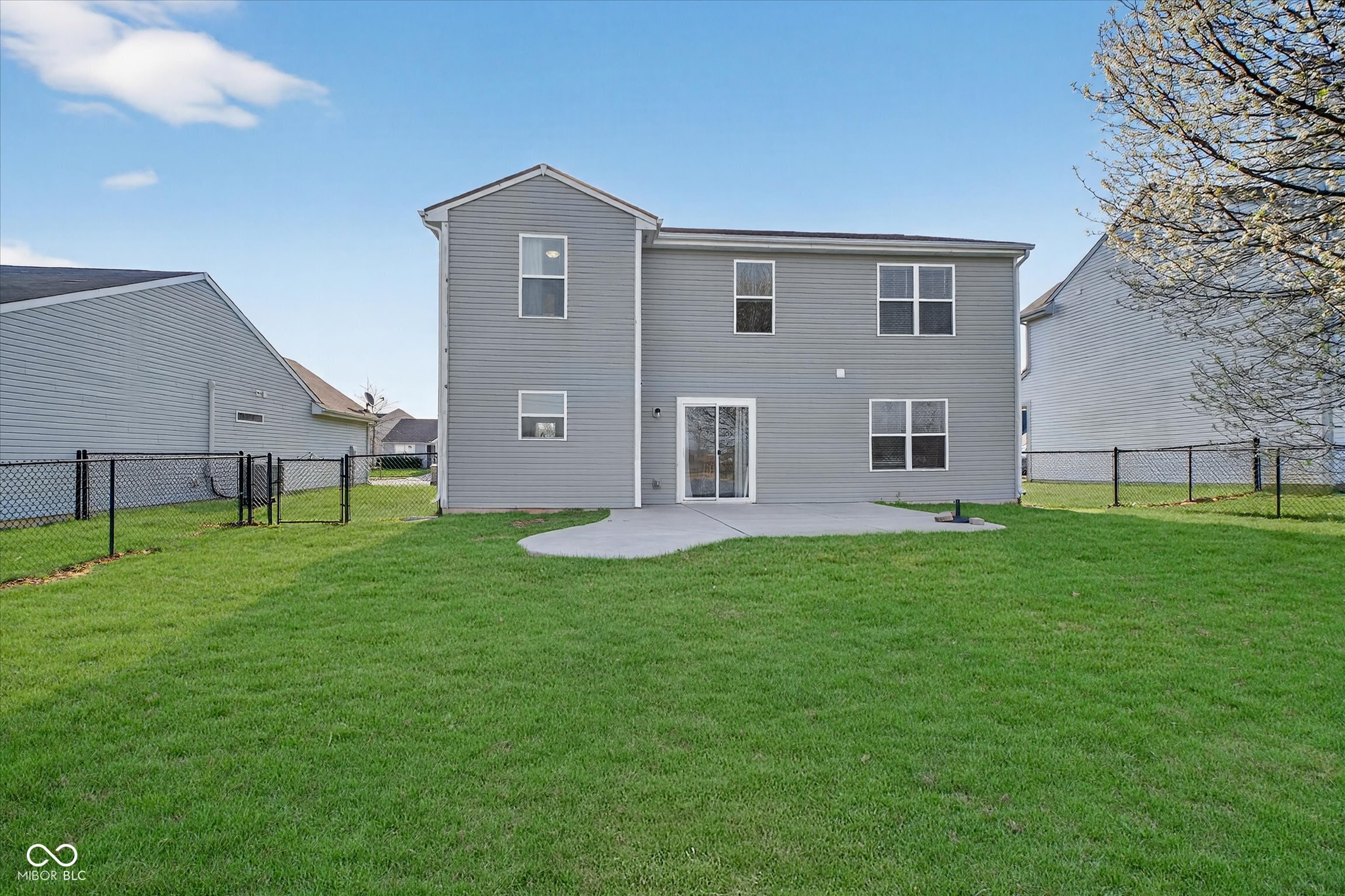 4742 Deacon Lane