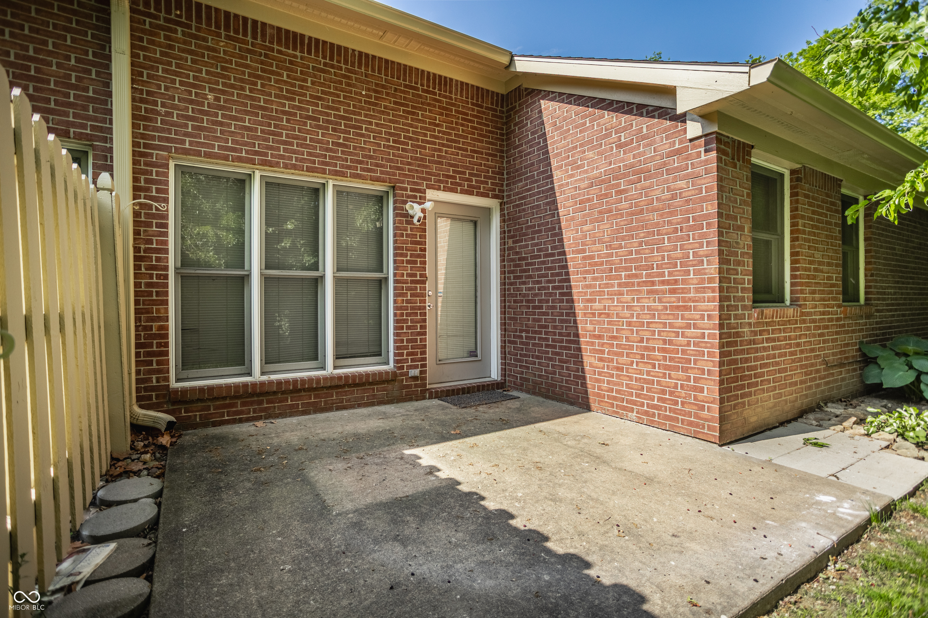 5148 Waybridge Lane