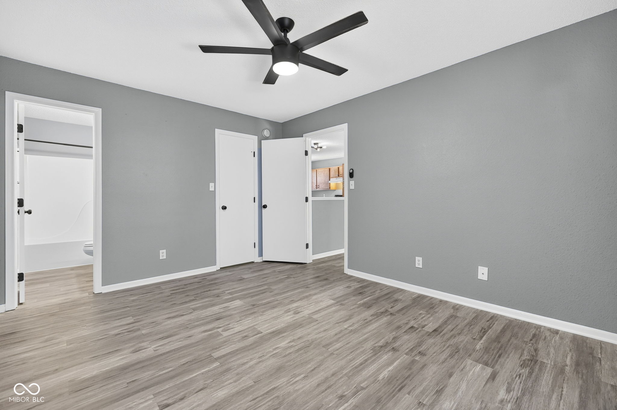6136 Rocky River Drive