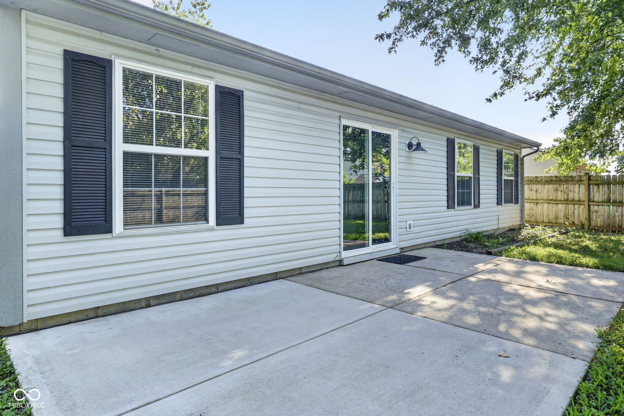 6136 Rocky River Drive