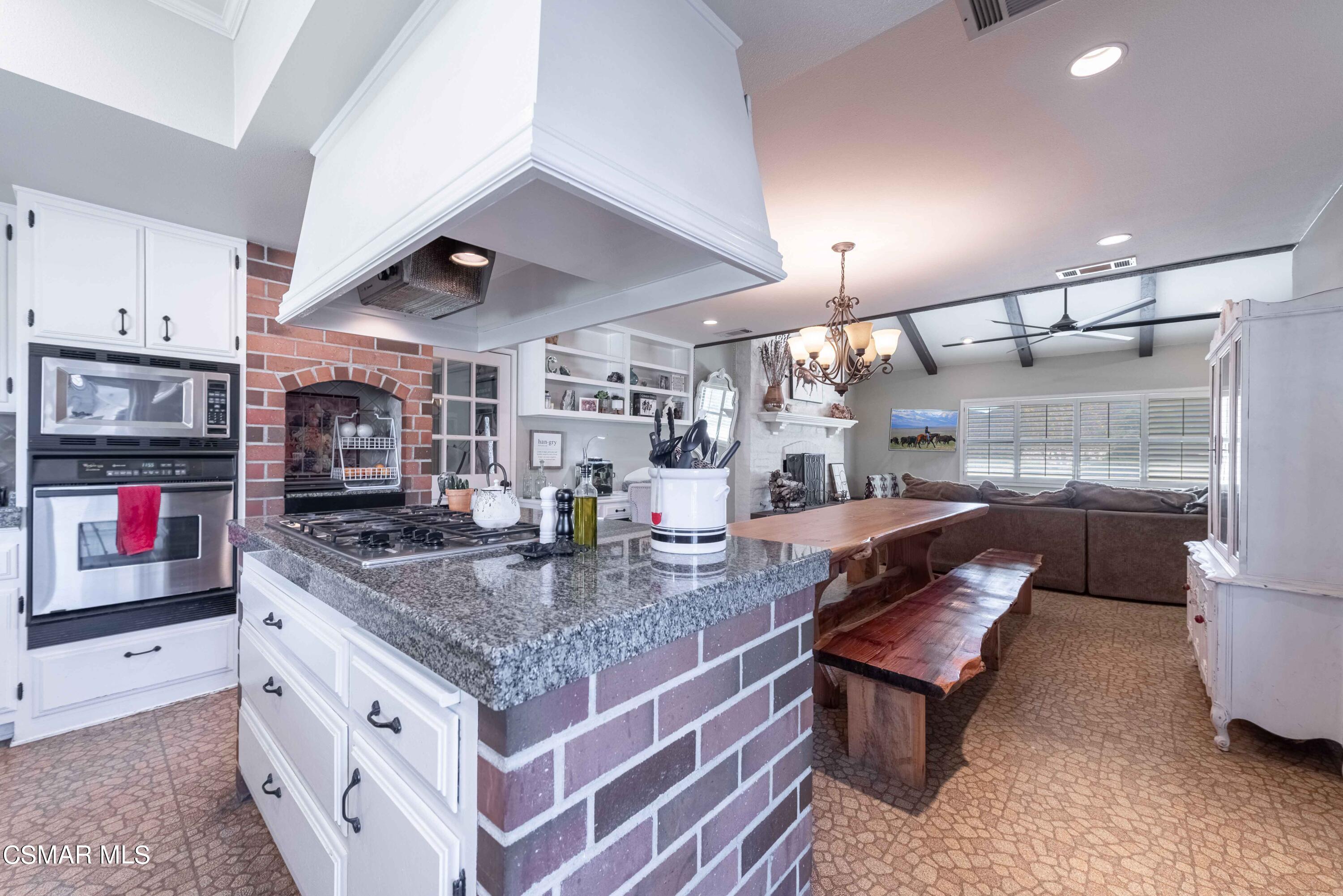 2451 Blanchard Place