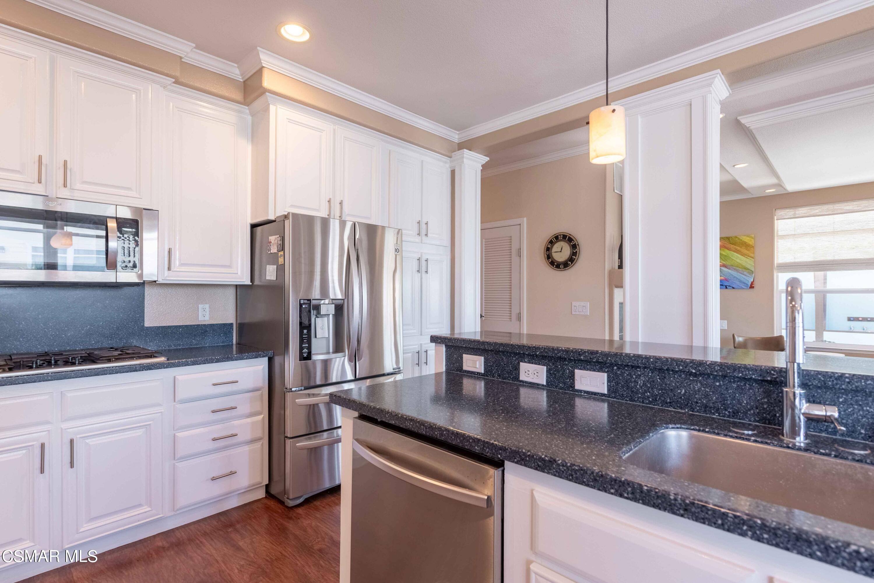5540 W 5th Street, 156