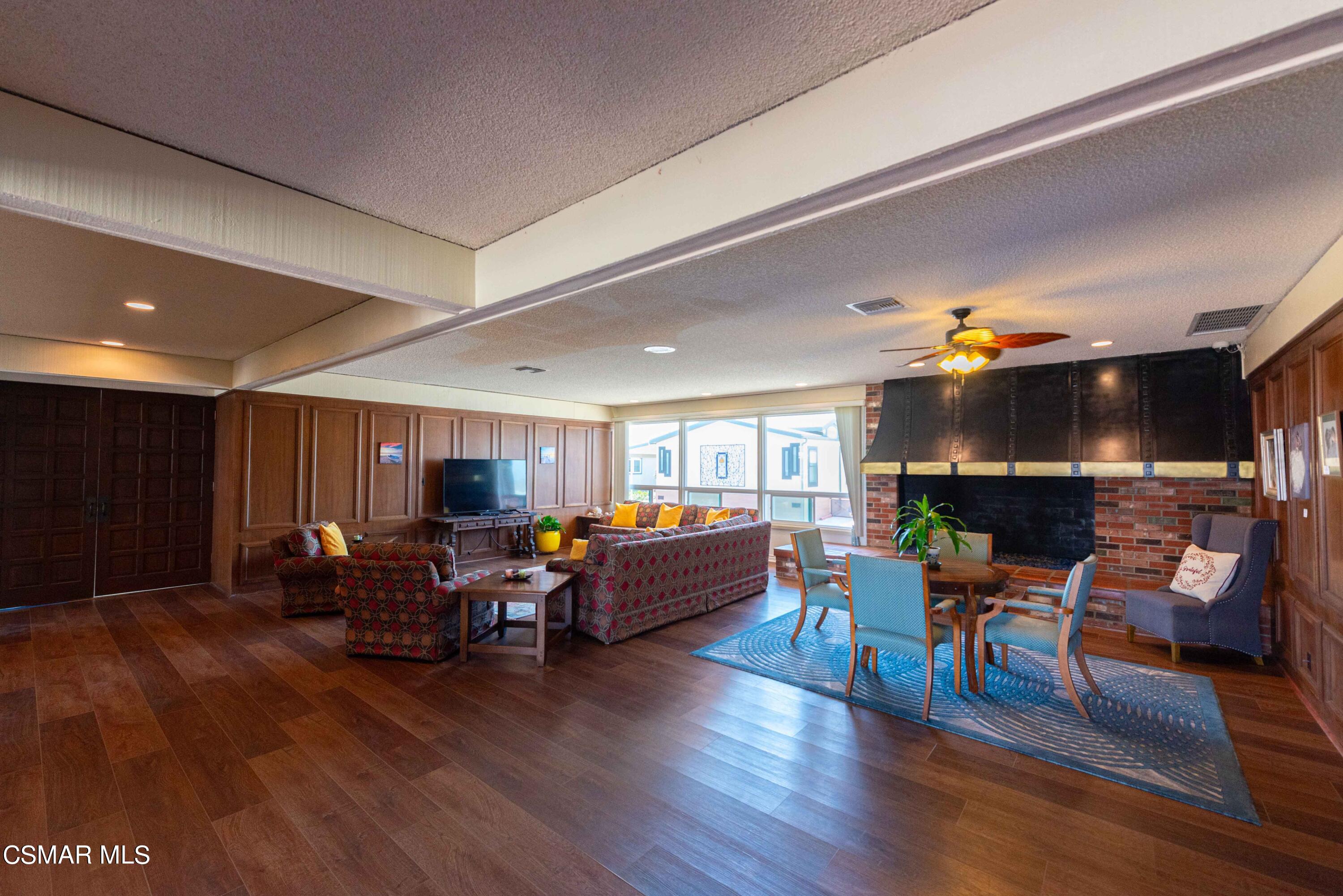 5540 W 5th Street, 156