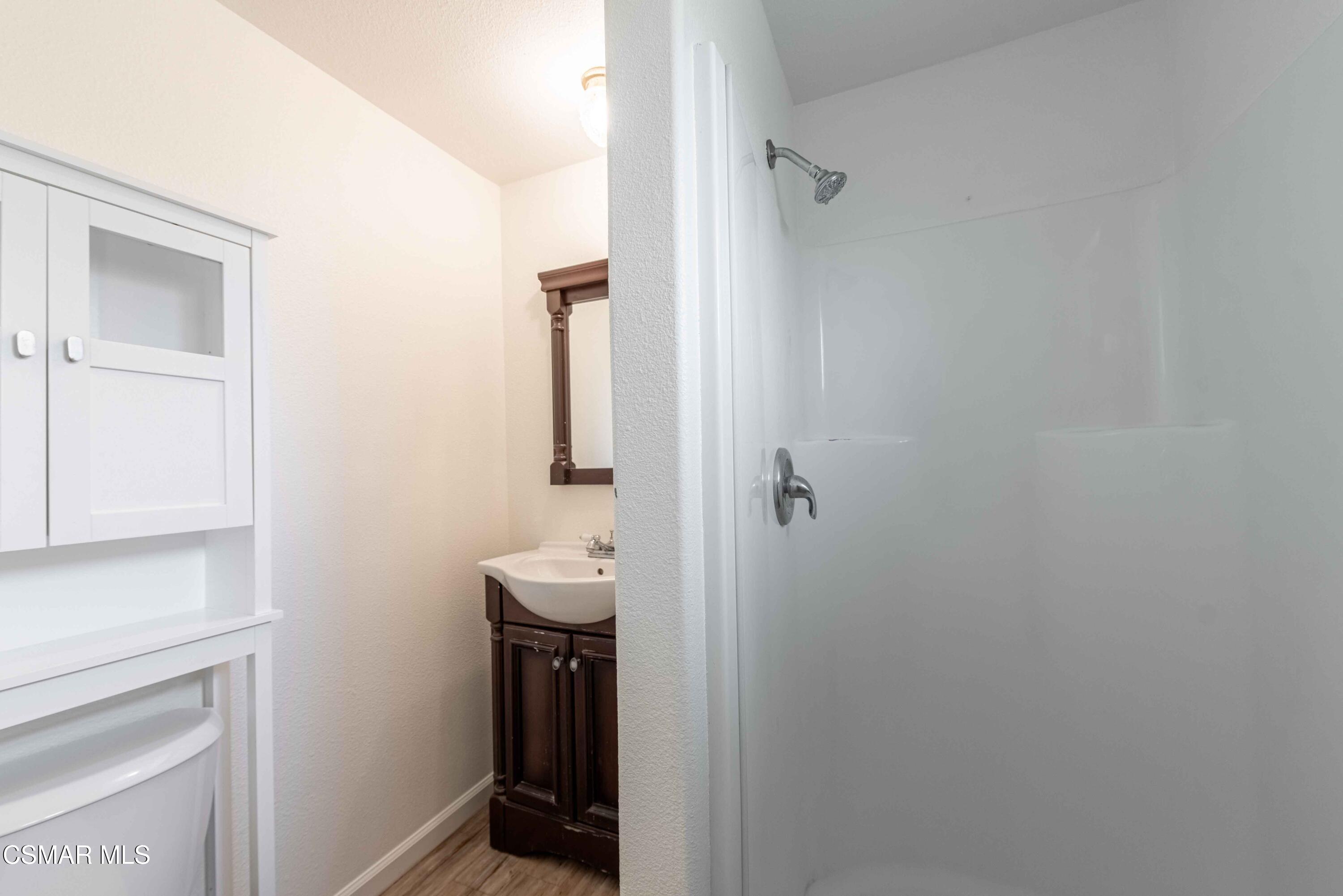 641 W La Loma Avenue, #A