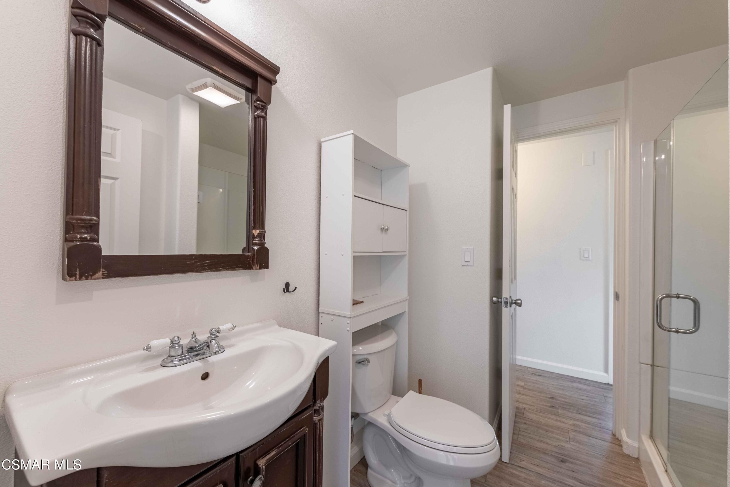 641 W La Loma Avenue, #A