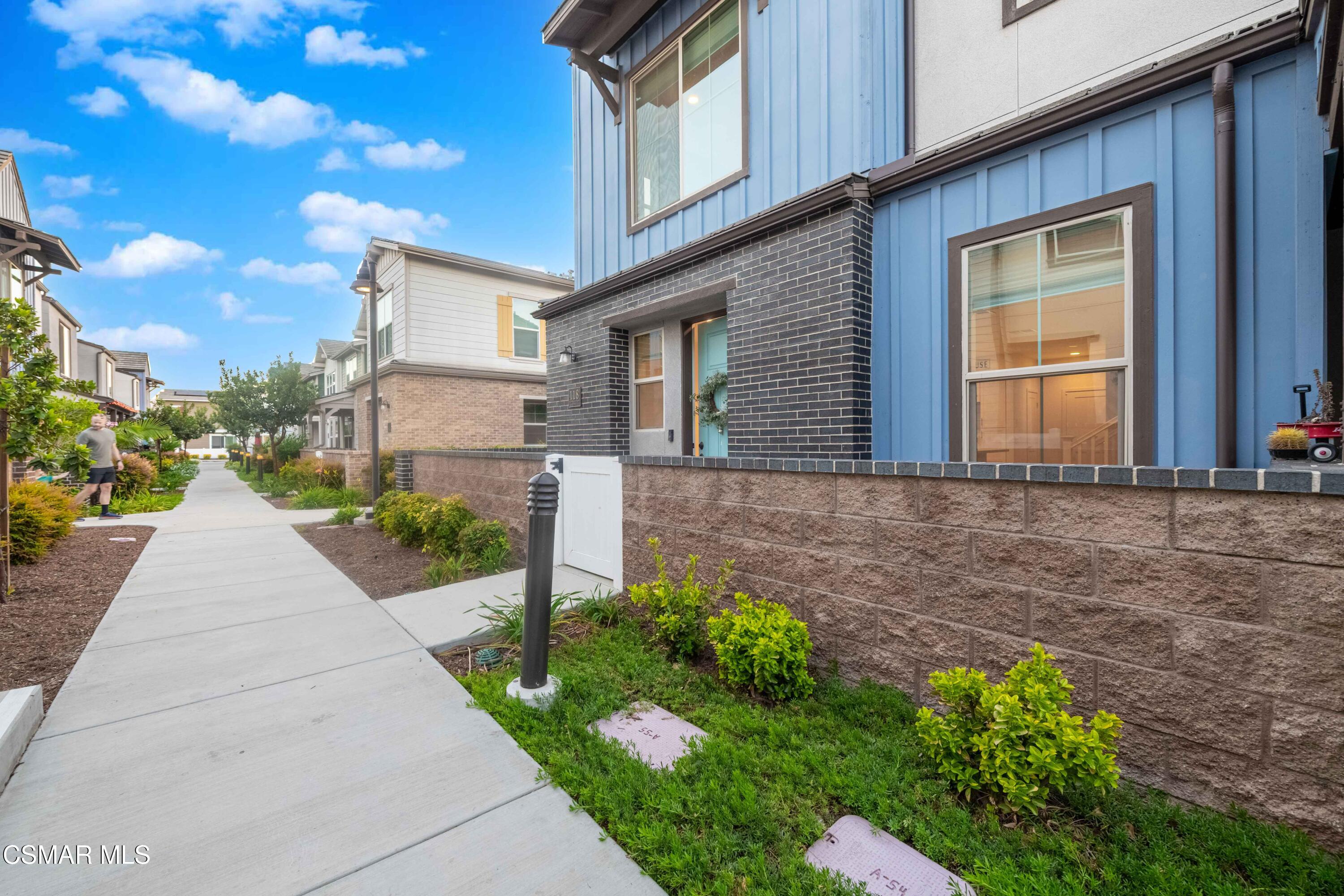 118 Red Brick Drive, 1