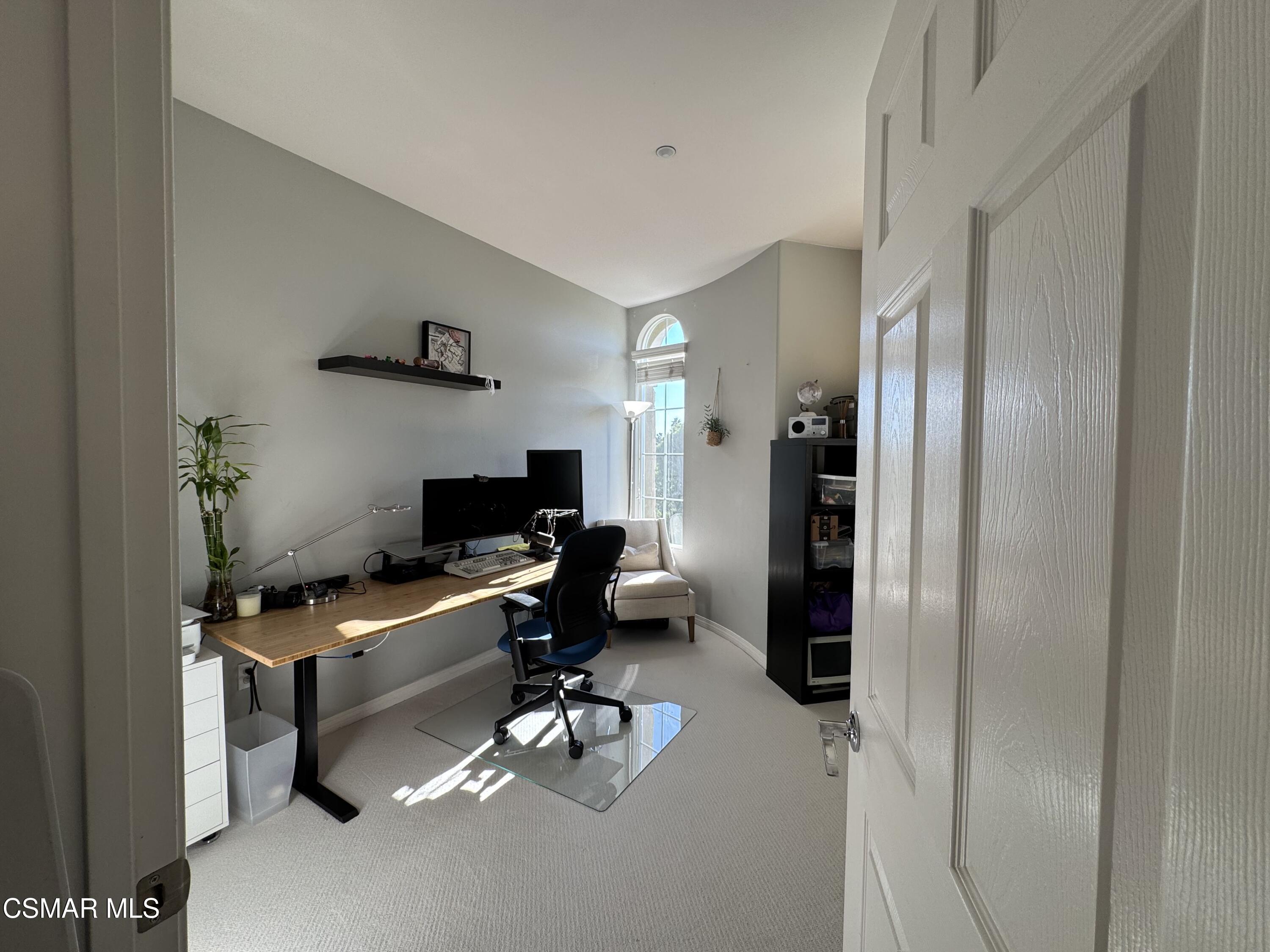 243 Riverdale Court, 425