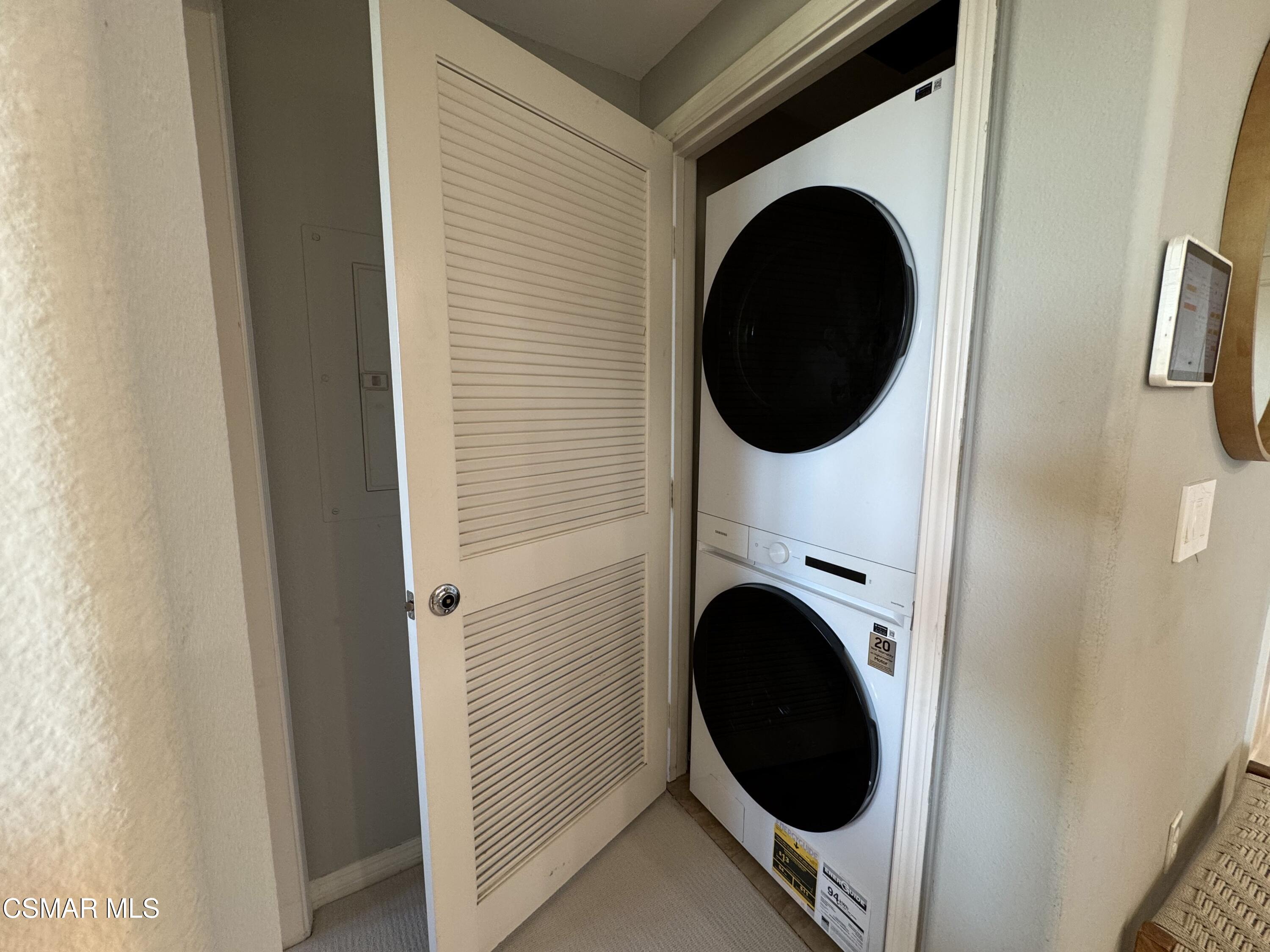 243 Riverdale Court, 425