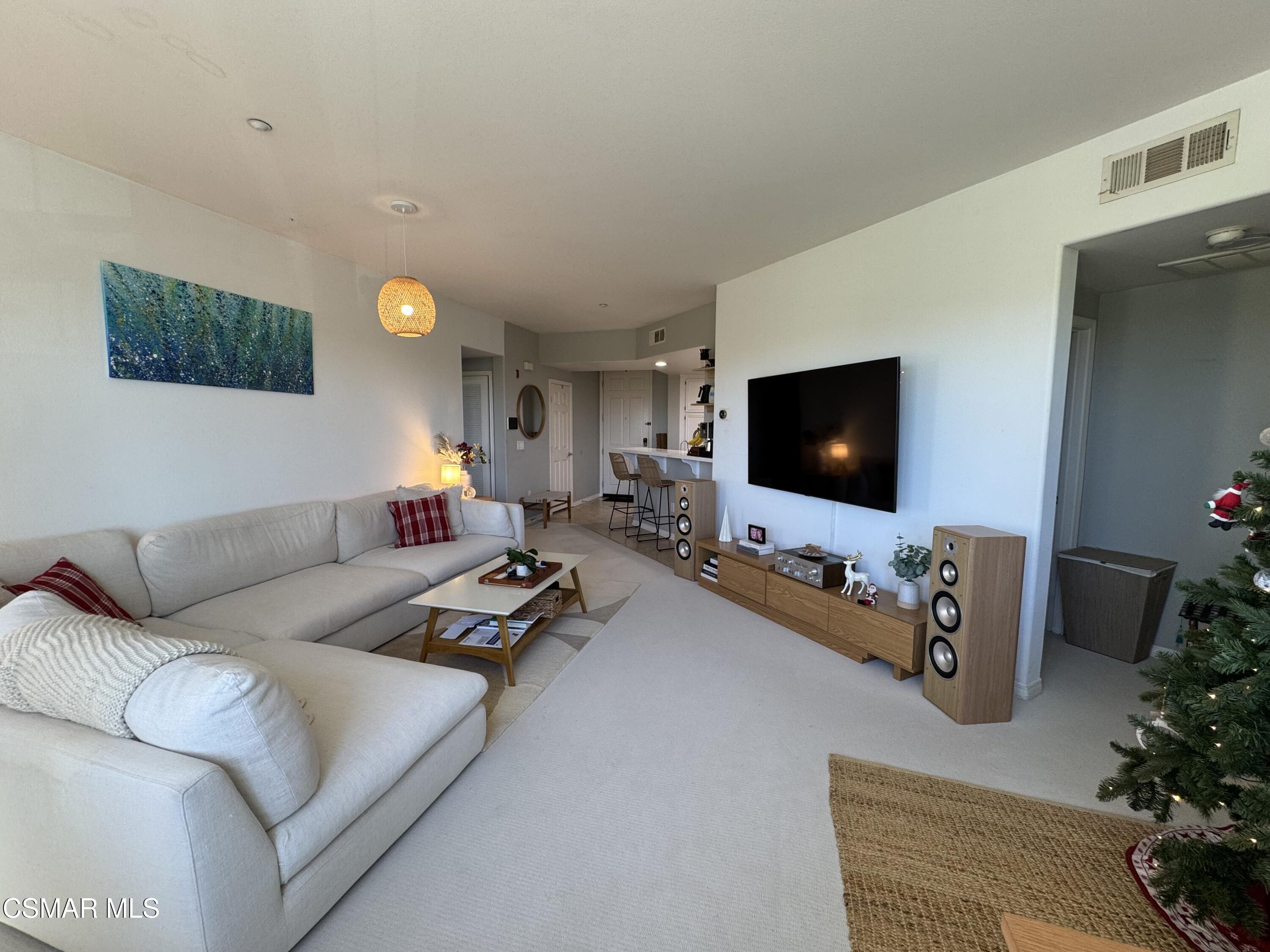 243 Riverdale Court, 425