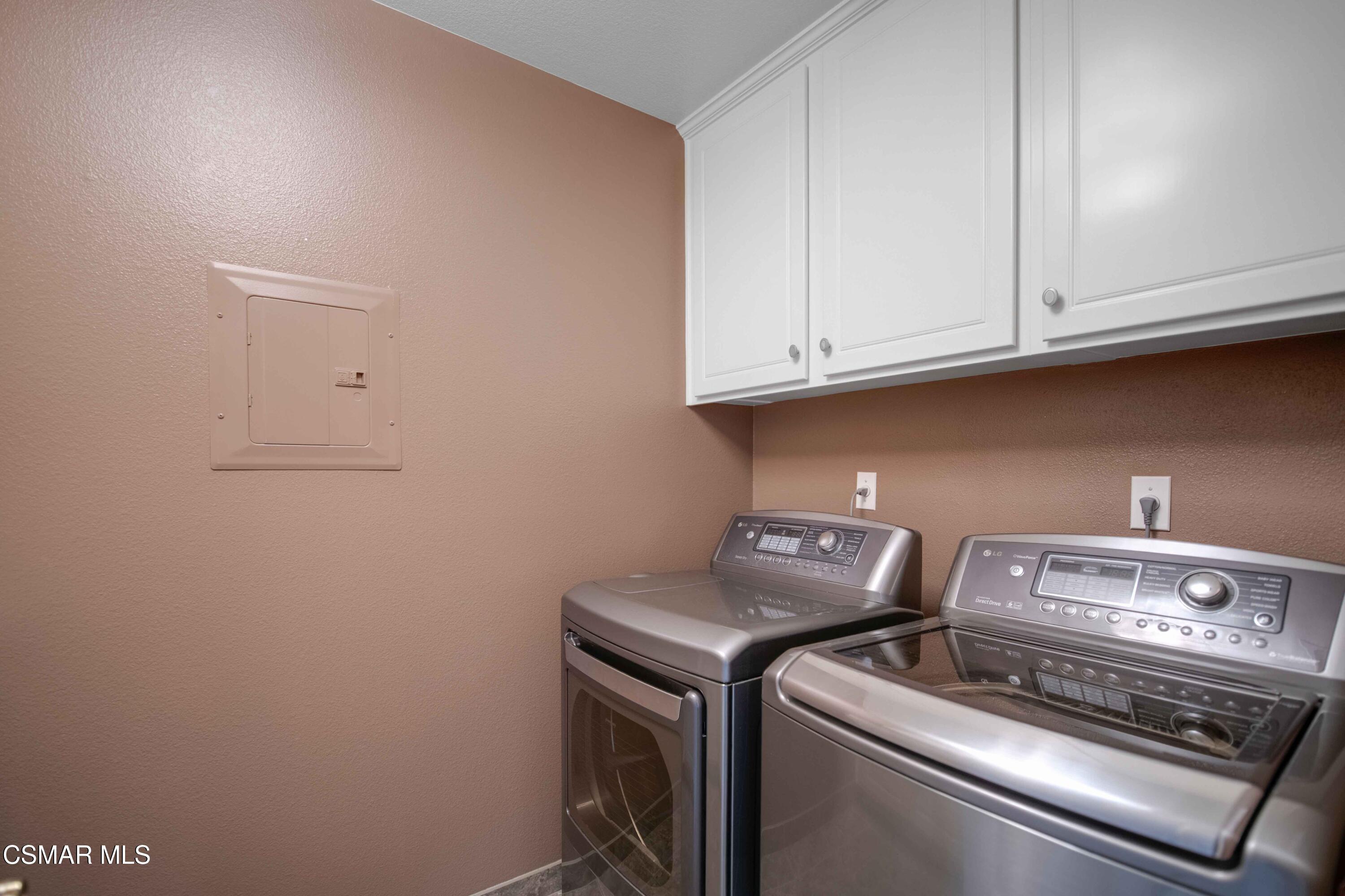 3194 Sunset Hills Boulevard