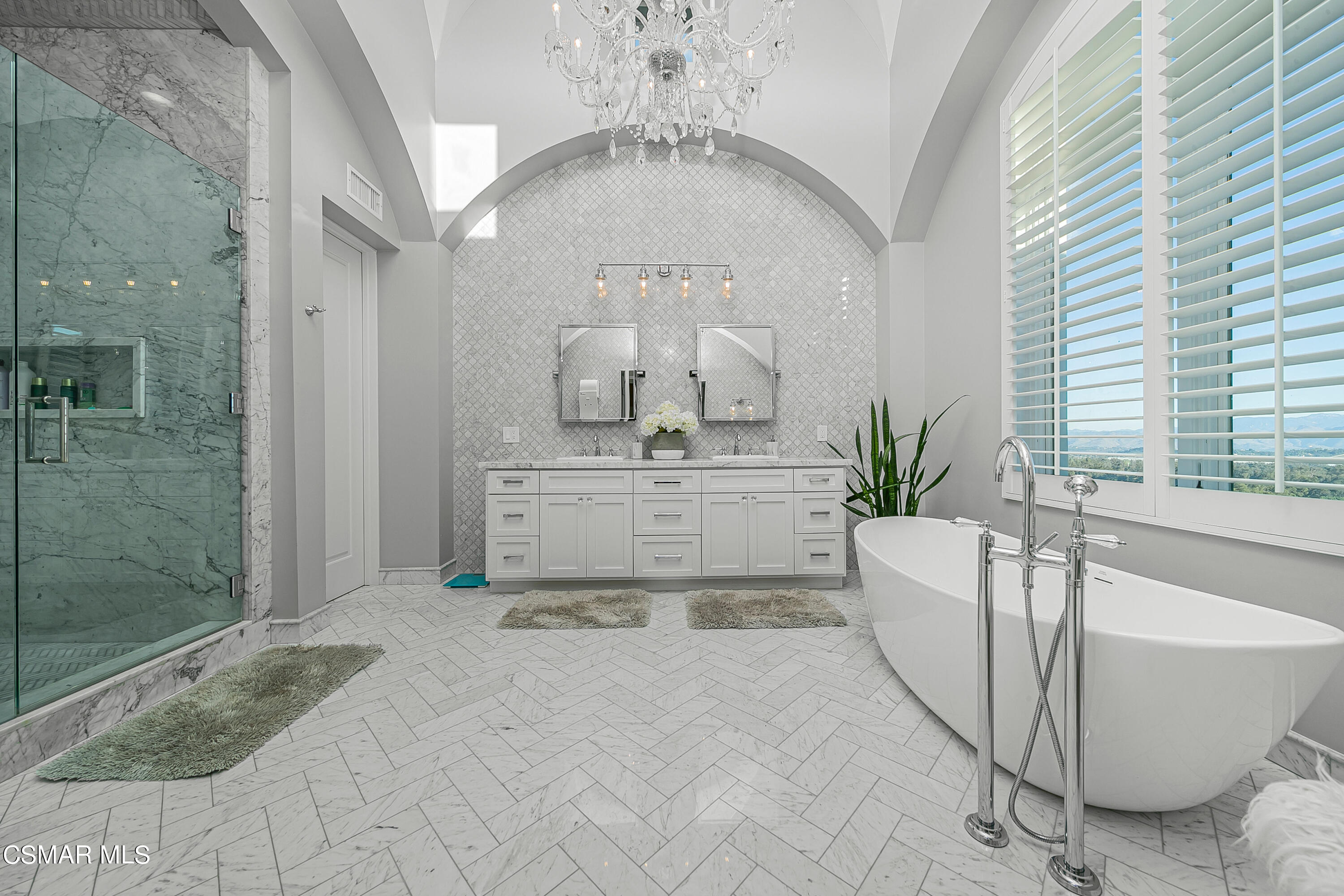 1451 E La Loma Avenue