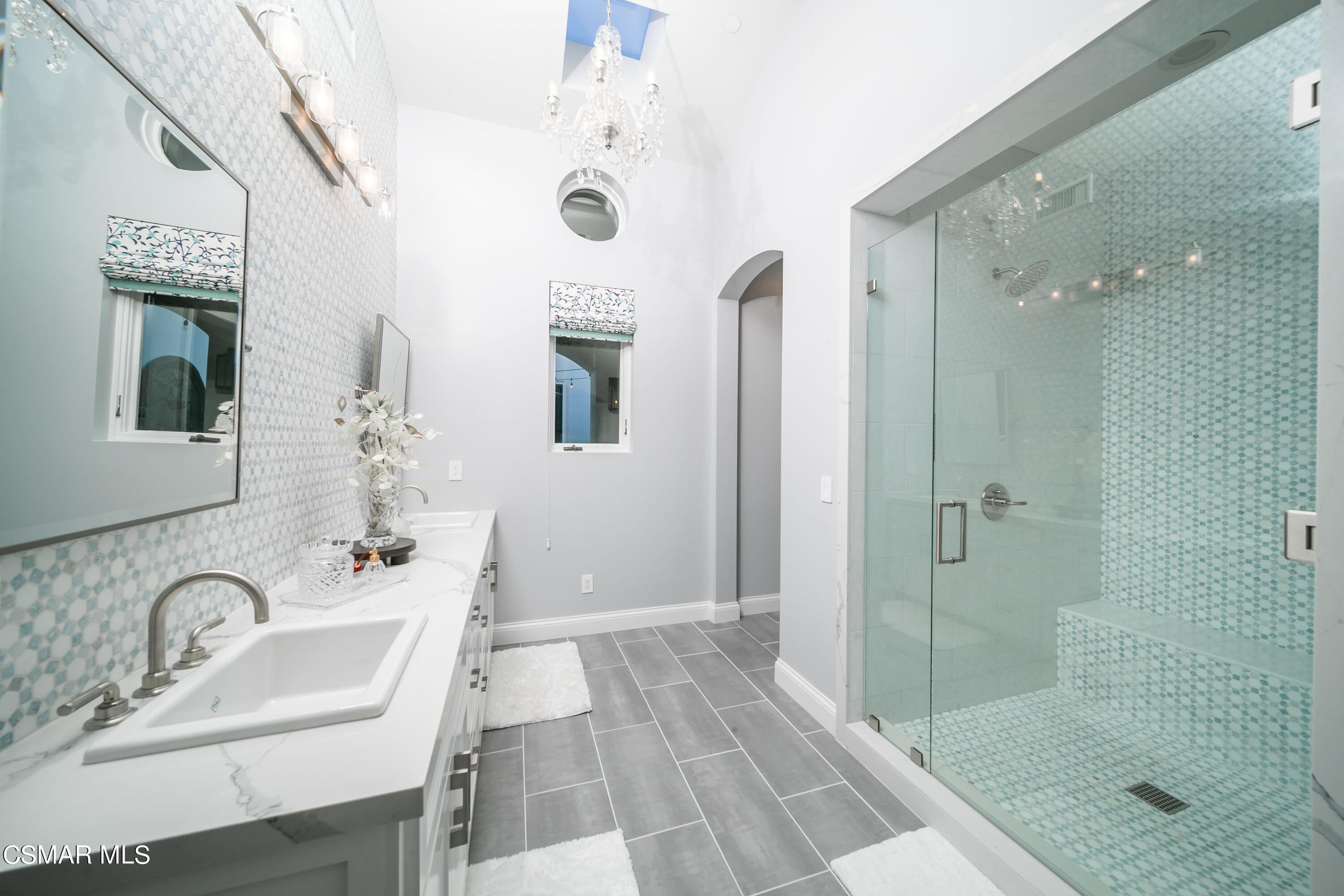 1451 E La Loma Avenue