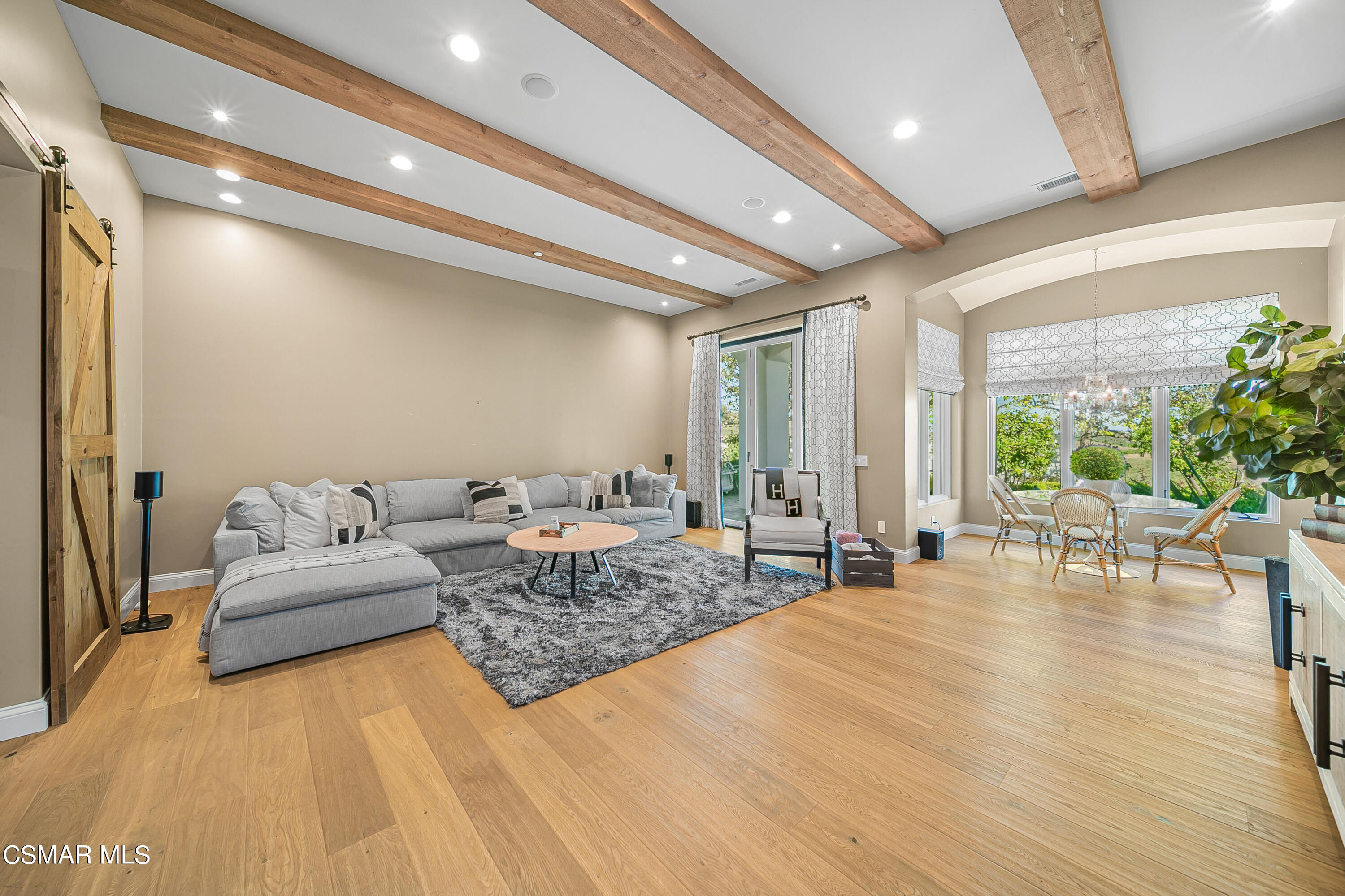 1451 E La Loma Avenue