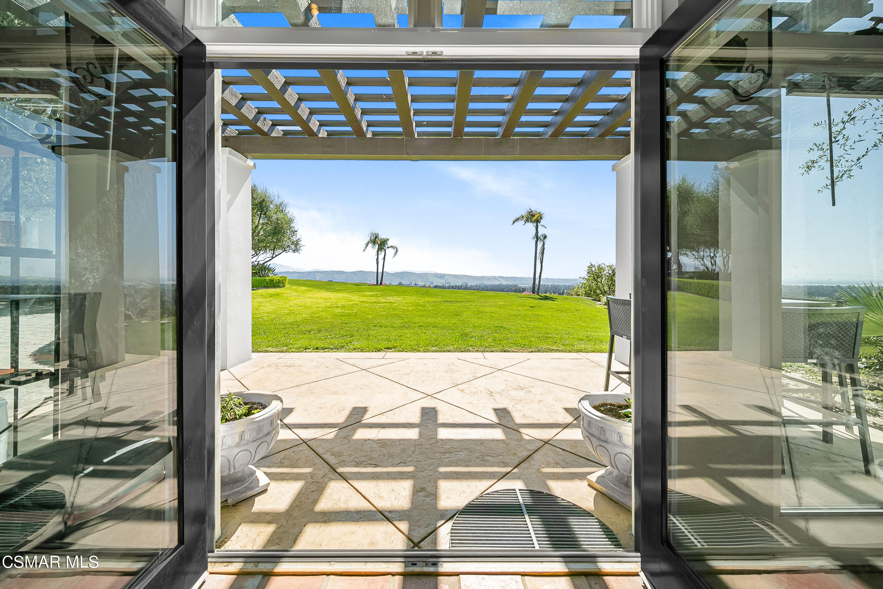 1451 E La Loma Avenue