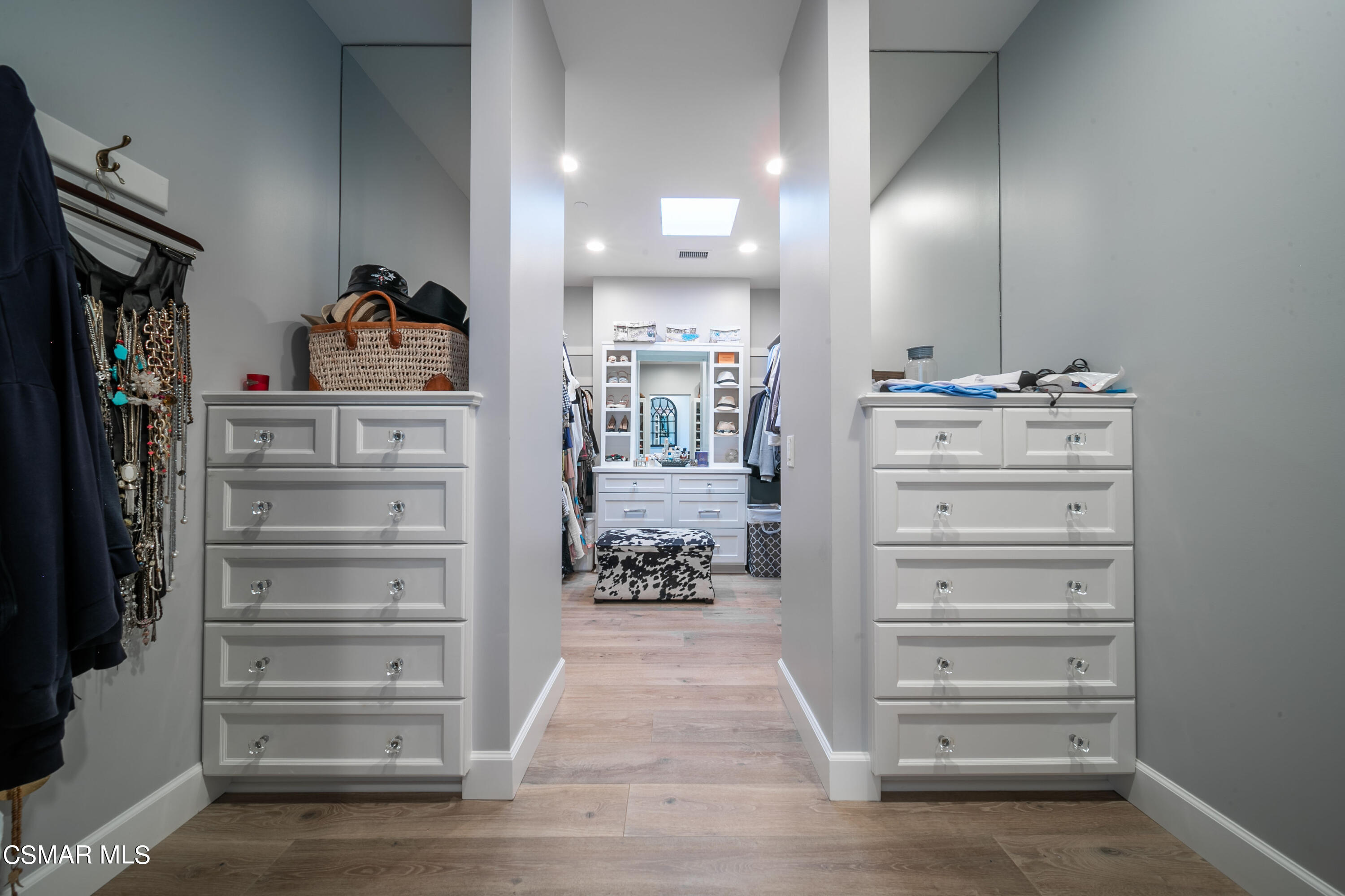 1451 E La Loma Avenue