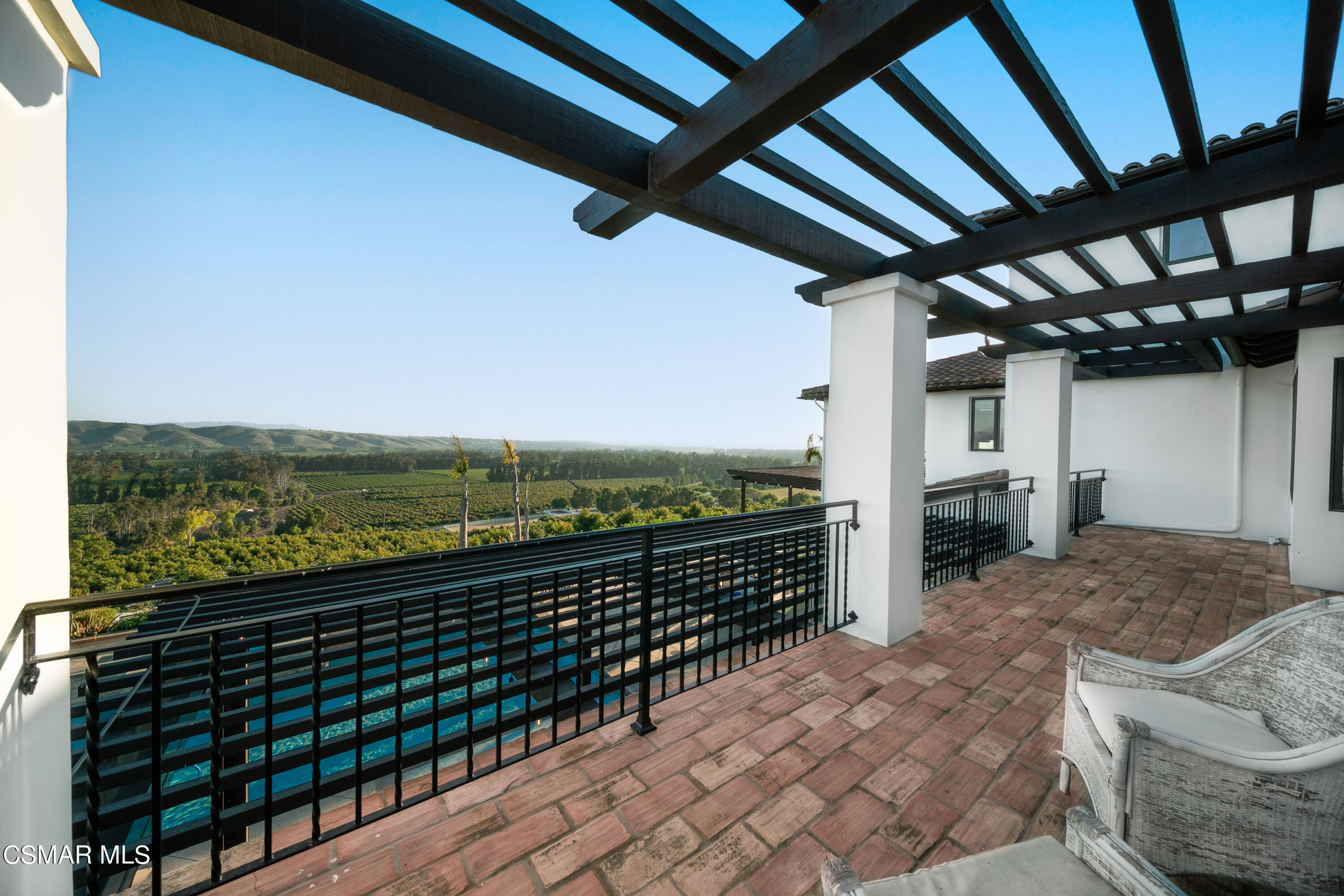 1451 E La Loma Avenue