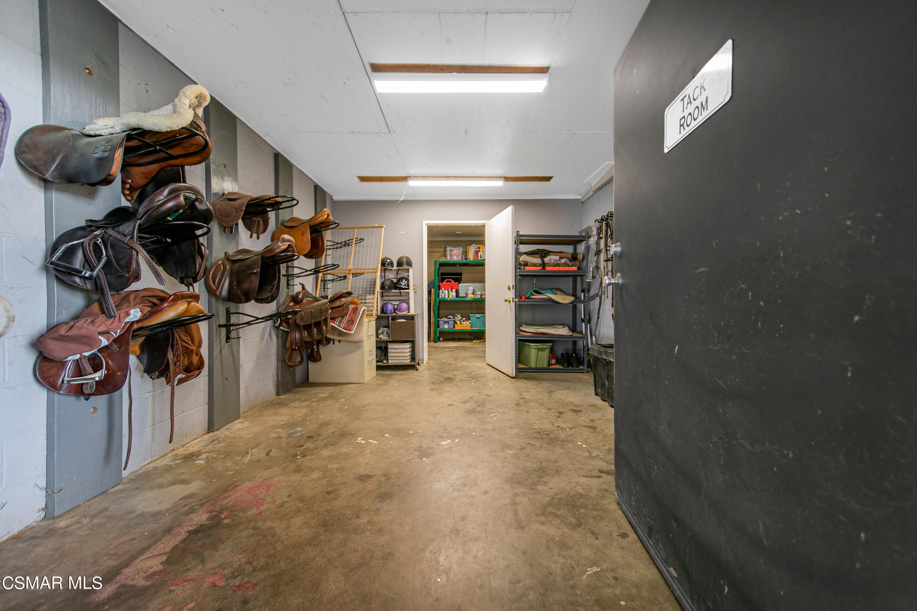 1451 E La Loma Avenue