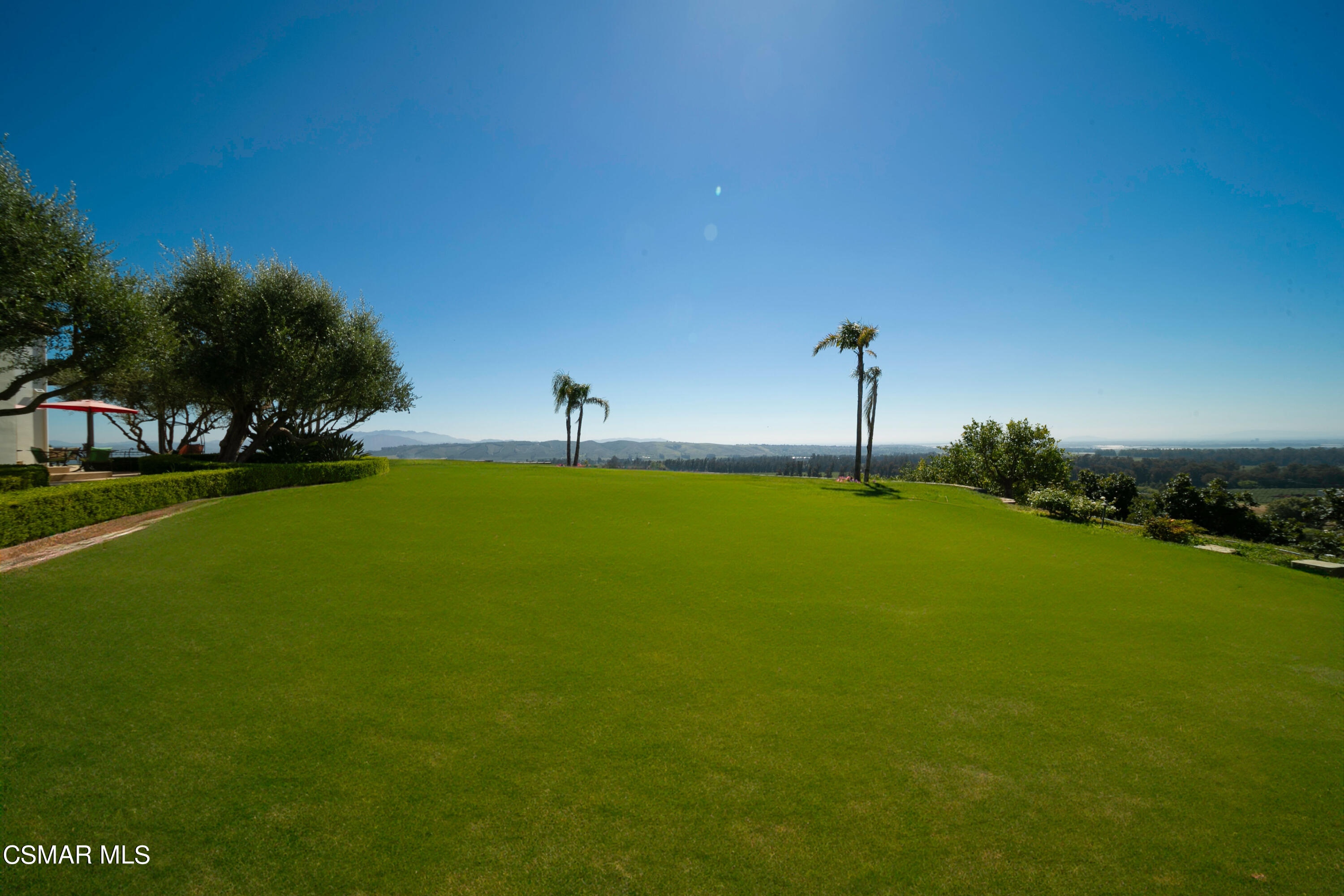 1451 E La Loma Avenue