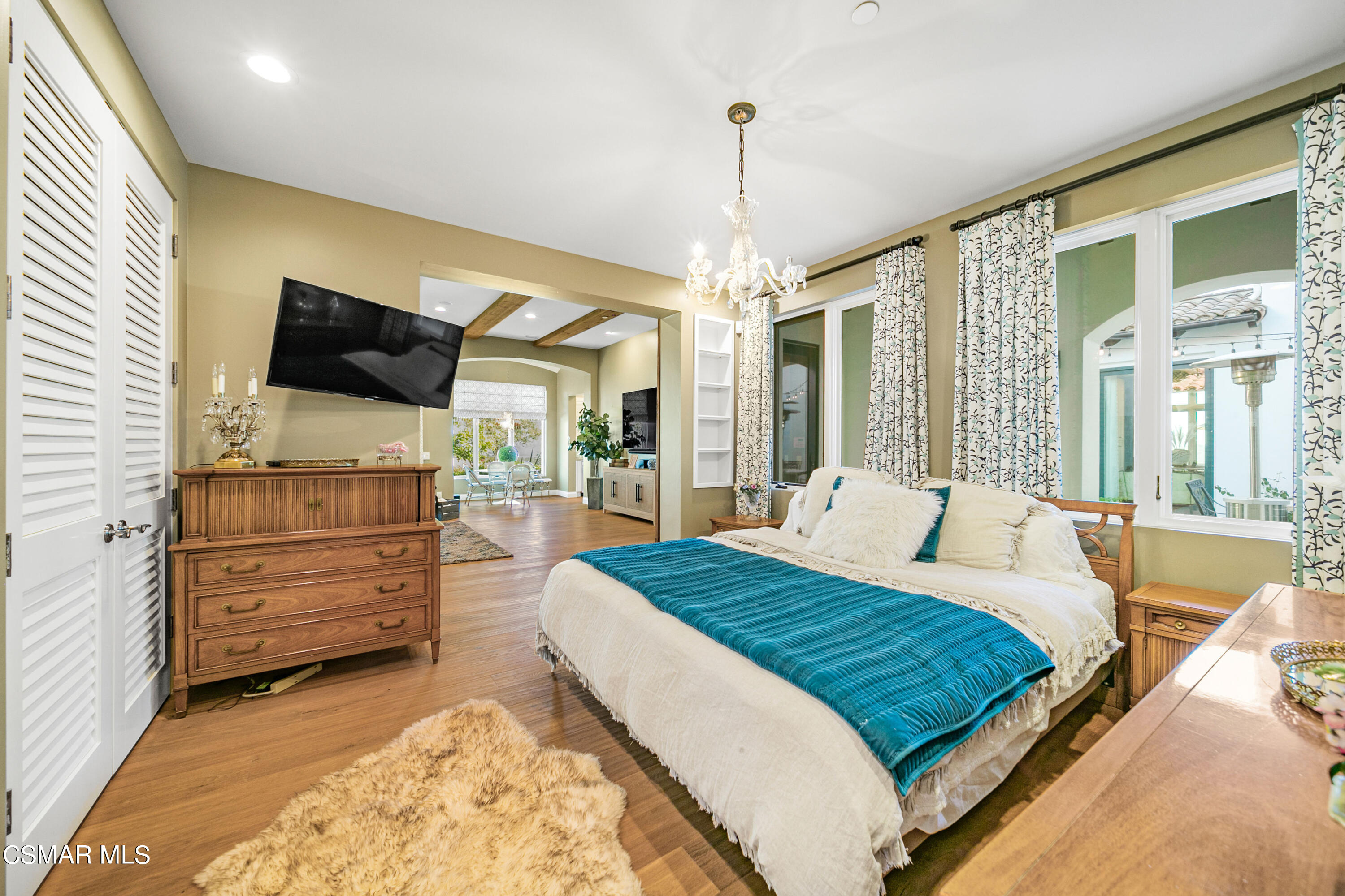 1451 E La Loma Avenue