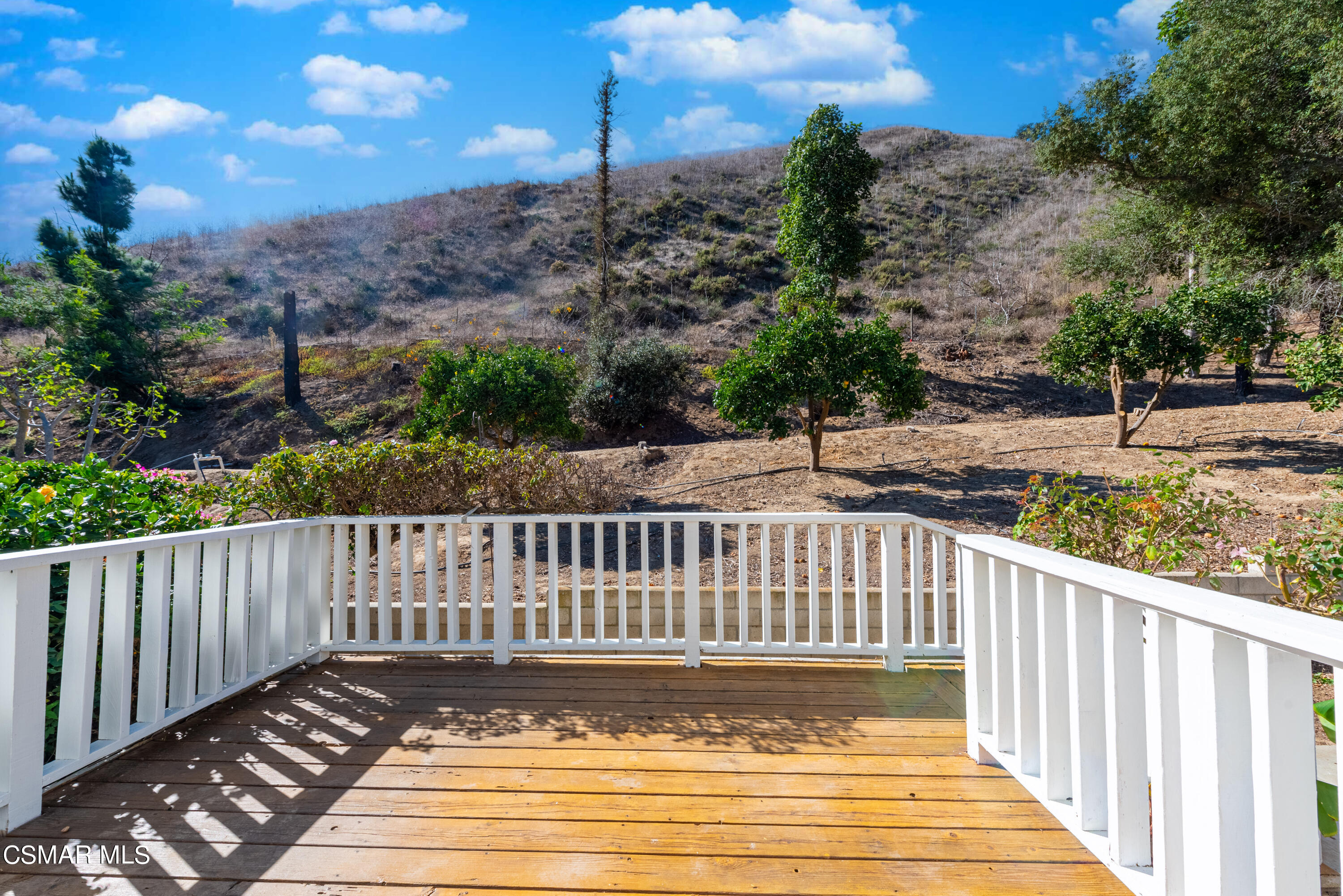 1057 E La Loma Avenue