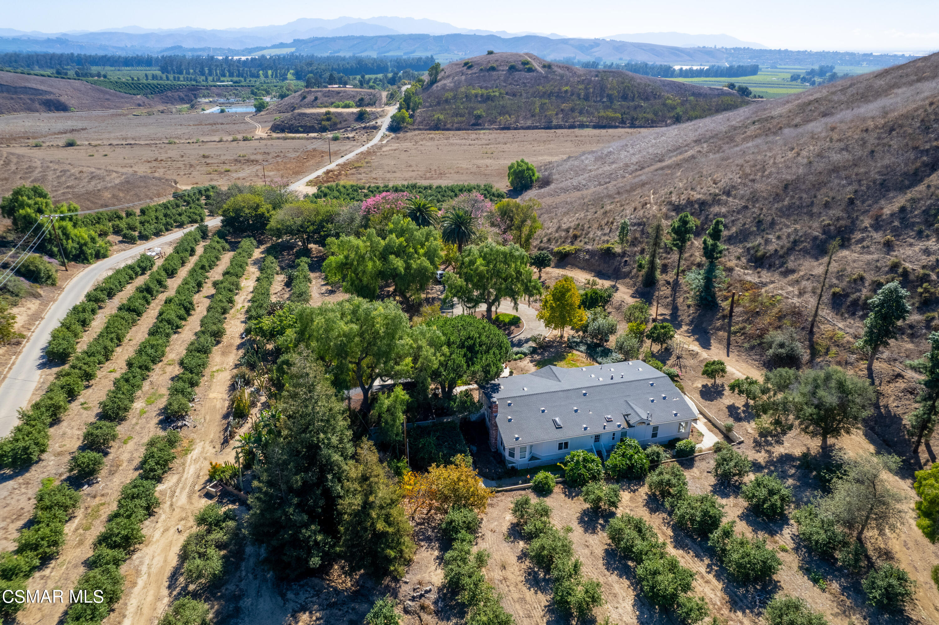 1057 E La Loma Avenue
