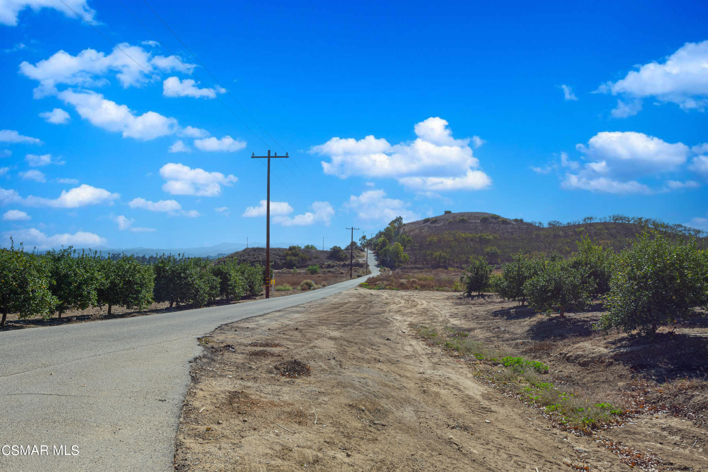 1057 E La Loma Avenue