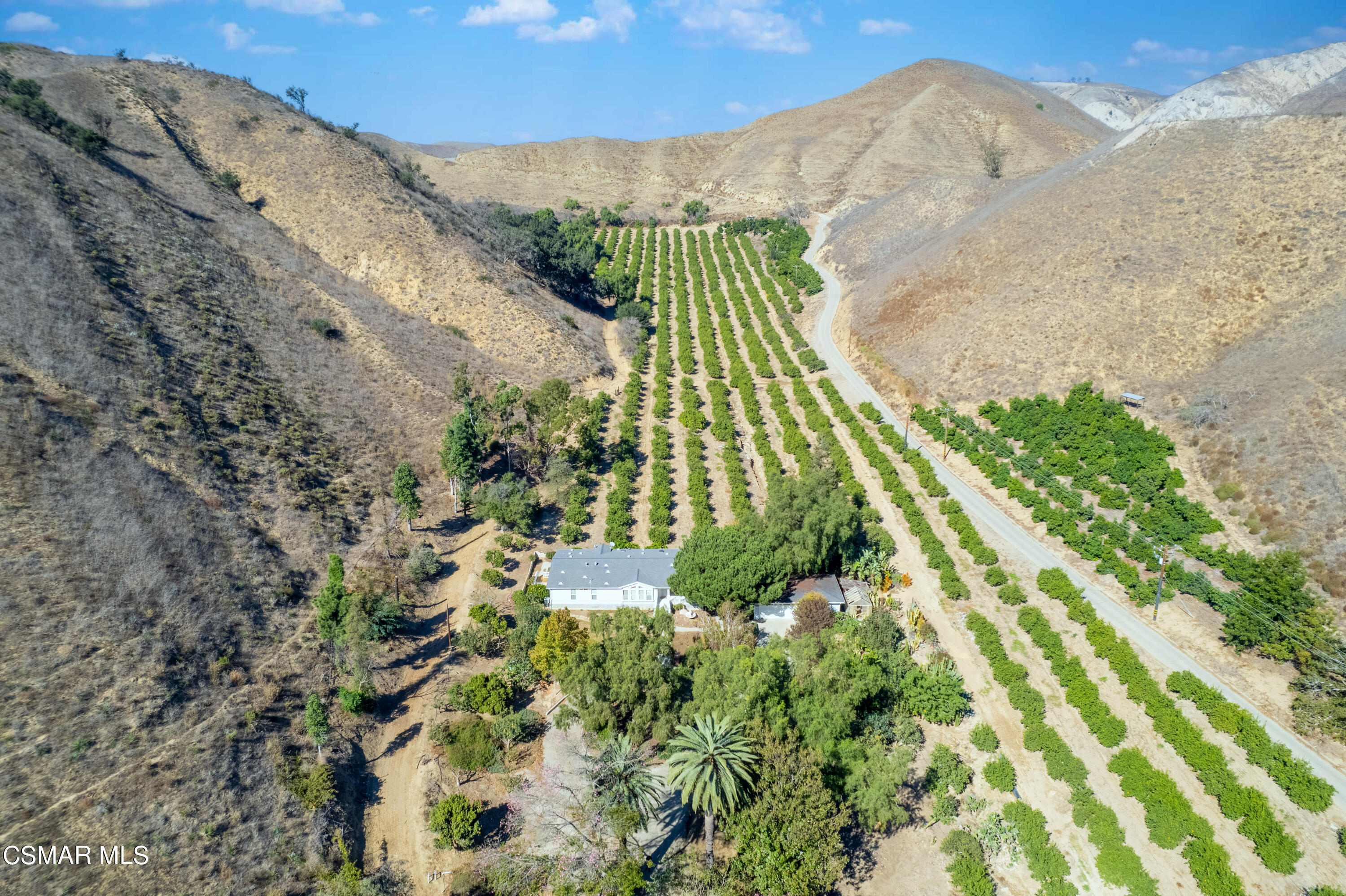 1057 E La Loma Avenue