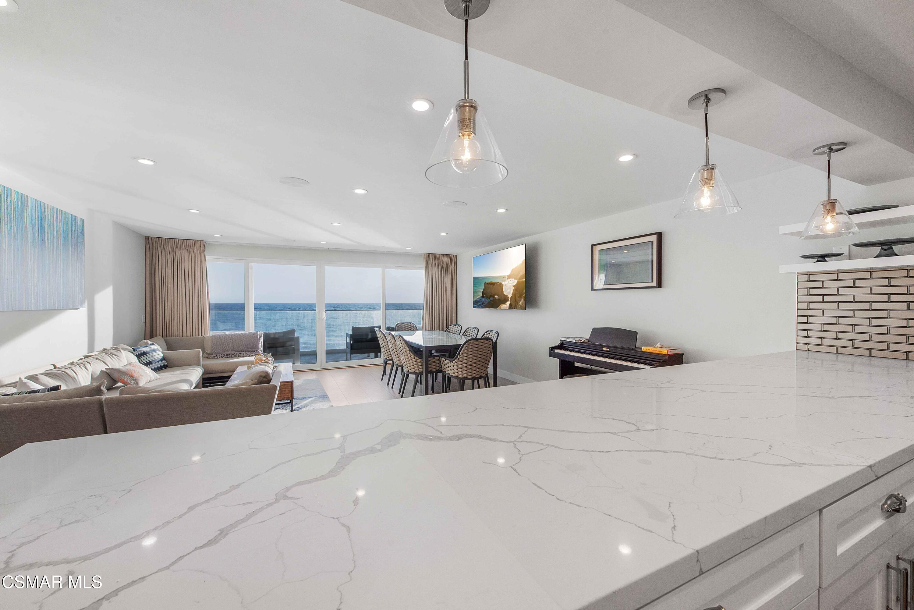 11770 Pacific Coast Highway, Ff