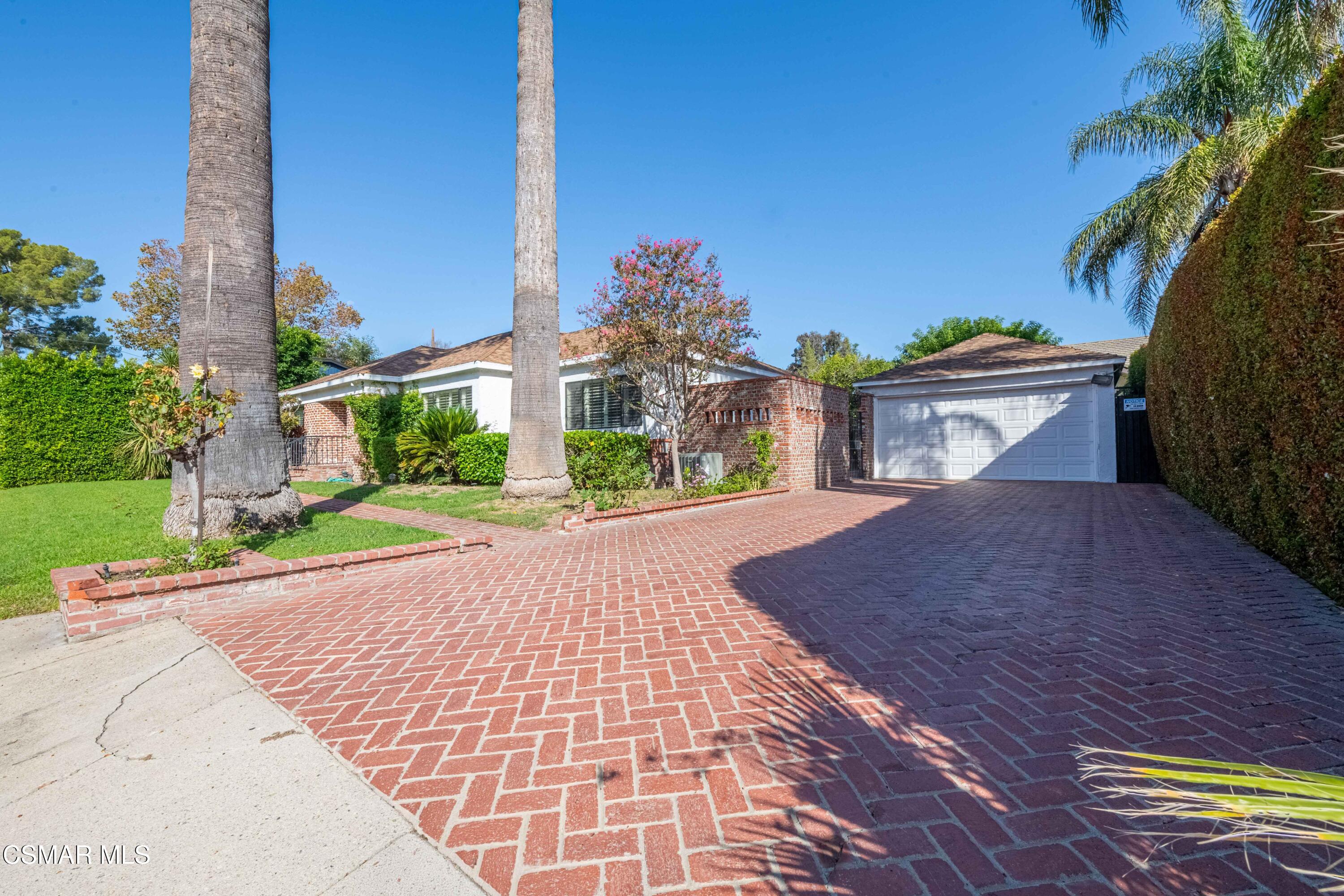 10129 Sarah Street