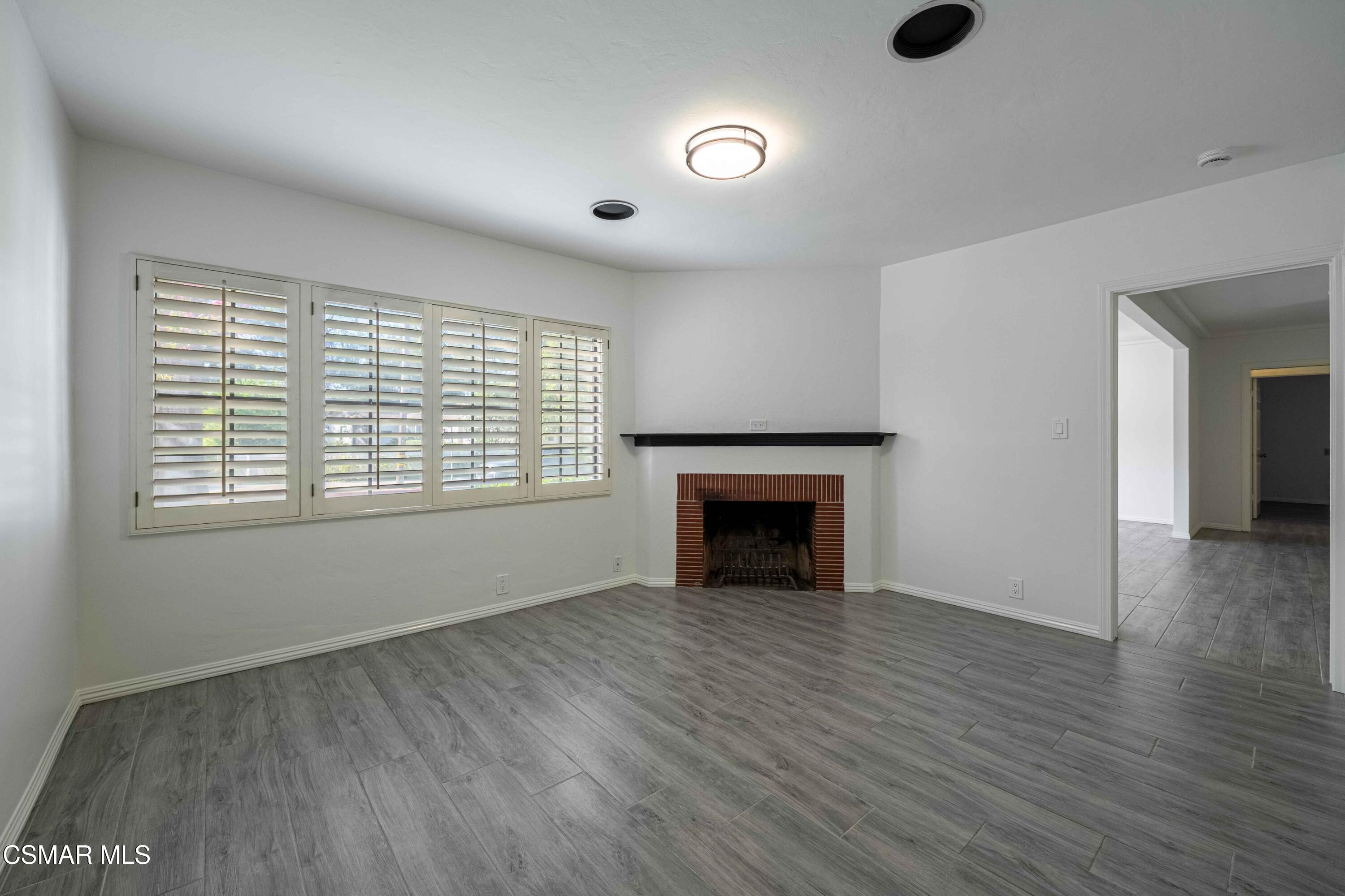 10129 Sarah Street