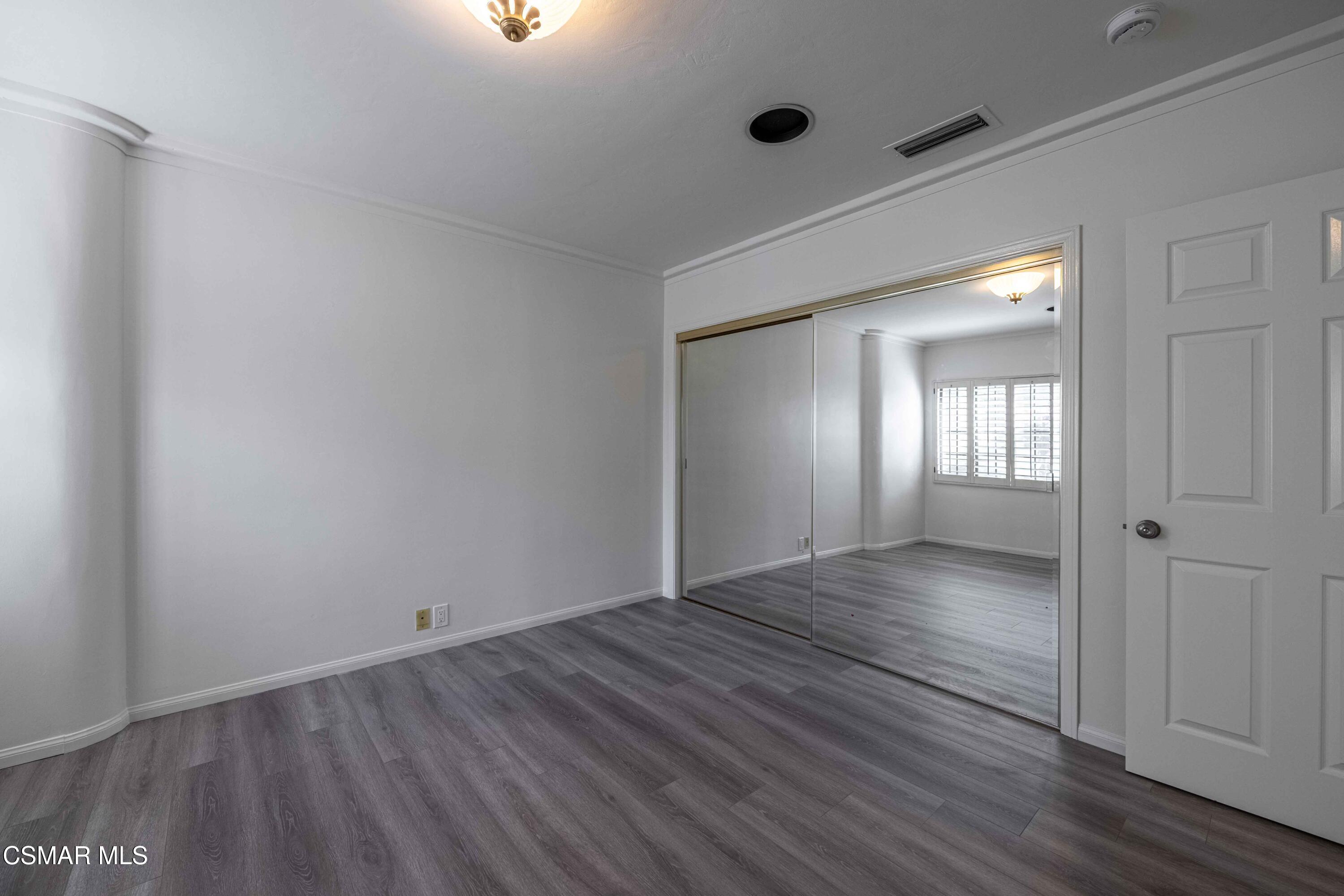 10129 Sarah Street