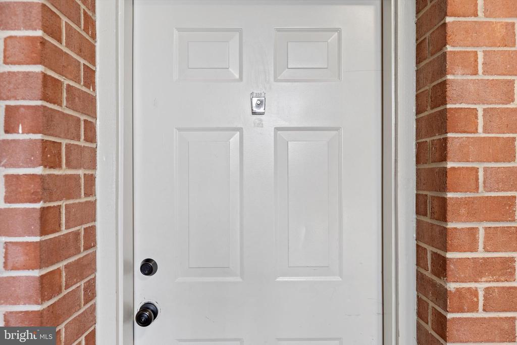 112 Water Fountain Way #203