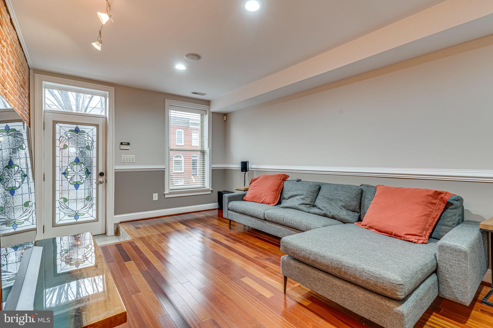 509 E Fort Ave
