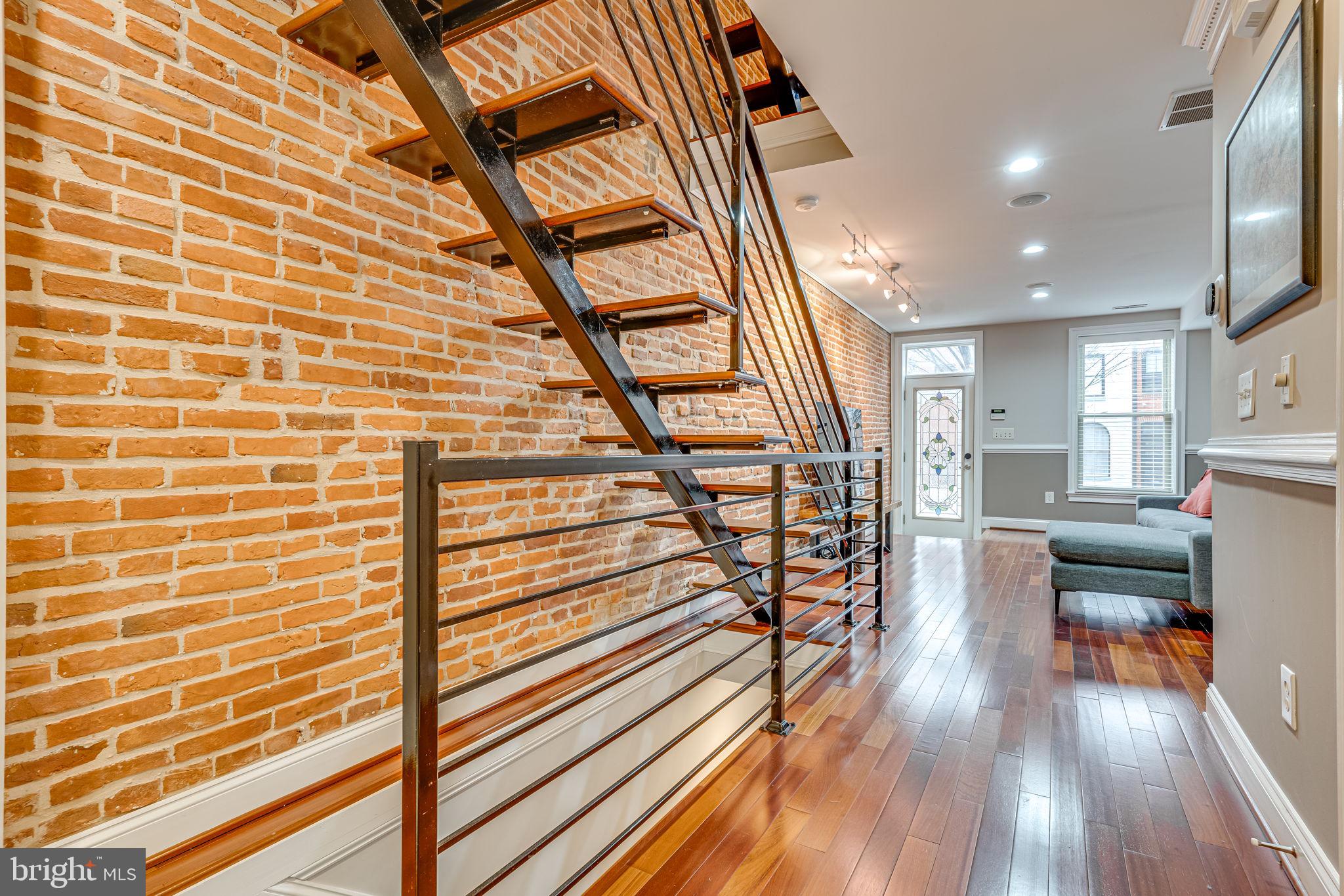 509 E Fort Ave