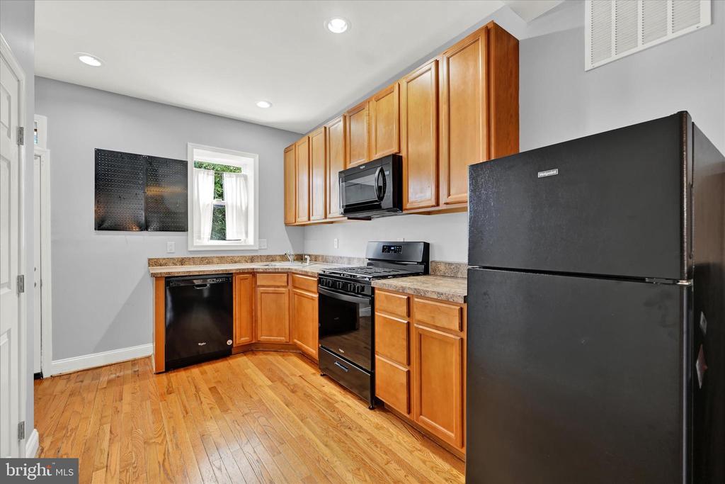 349 Whitridge Ave
