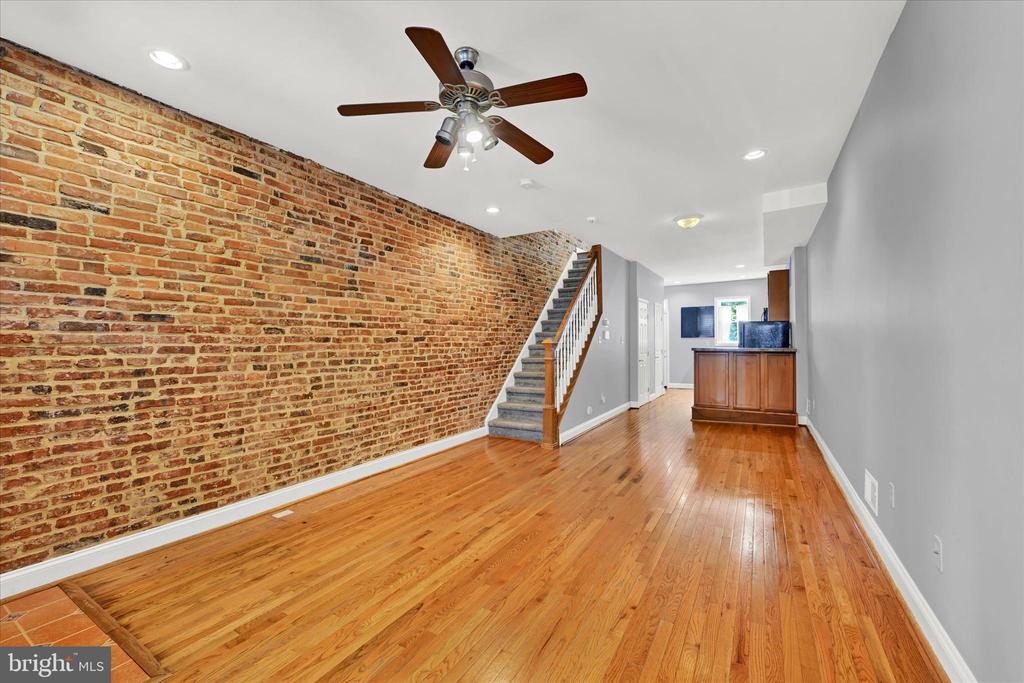 349 Whitridge Ave