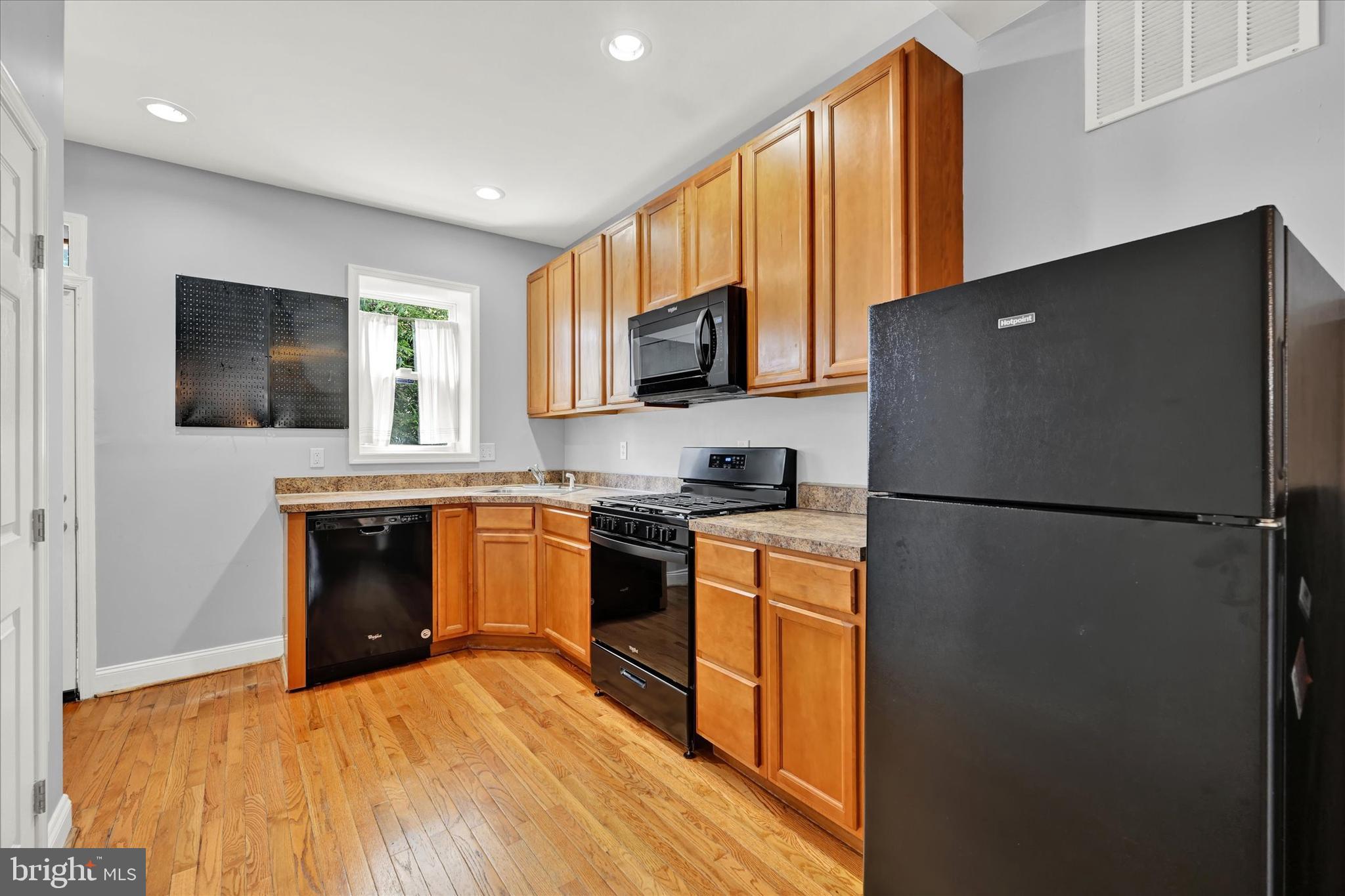 349 Whitridge Ave