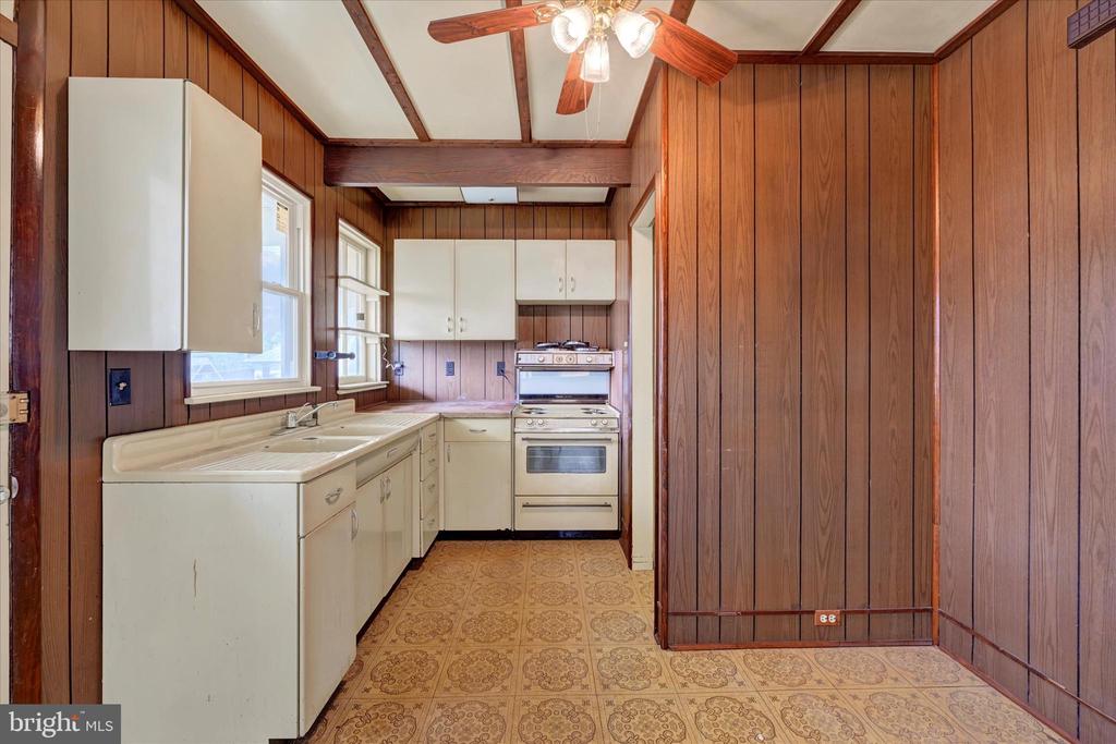 603 Brookwood Rd