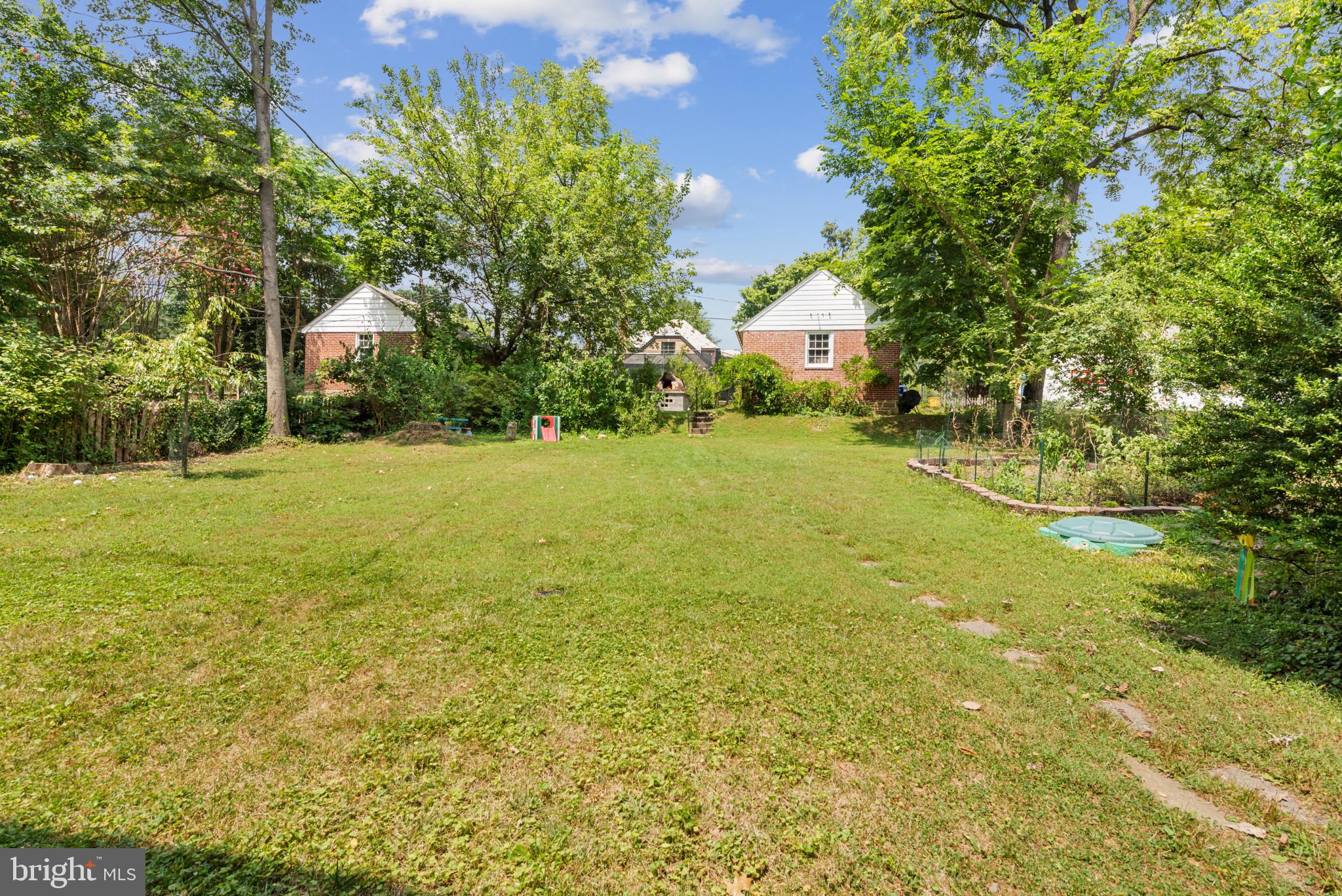 118 Homeland Ave