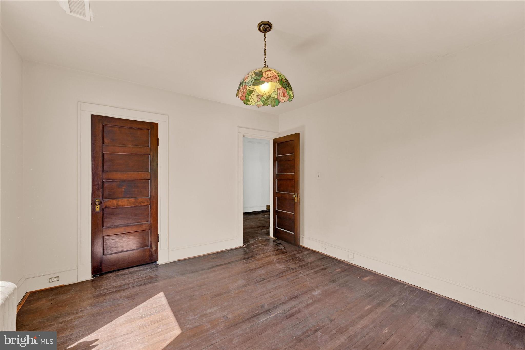 110 Elmwood Rd