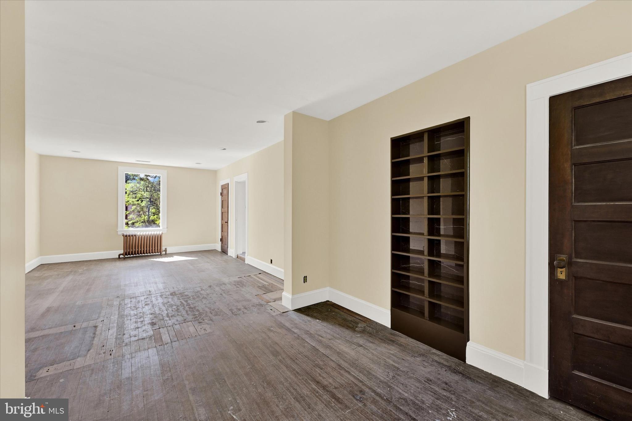 110 Elmwood Rd