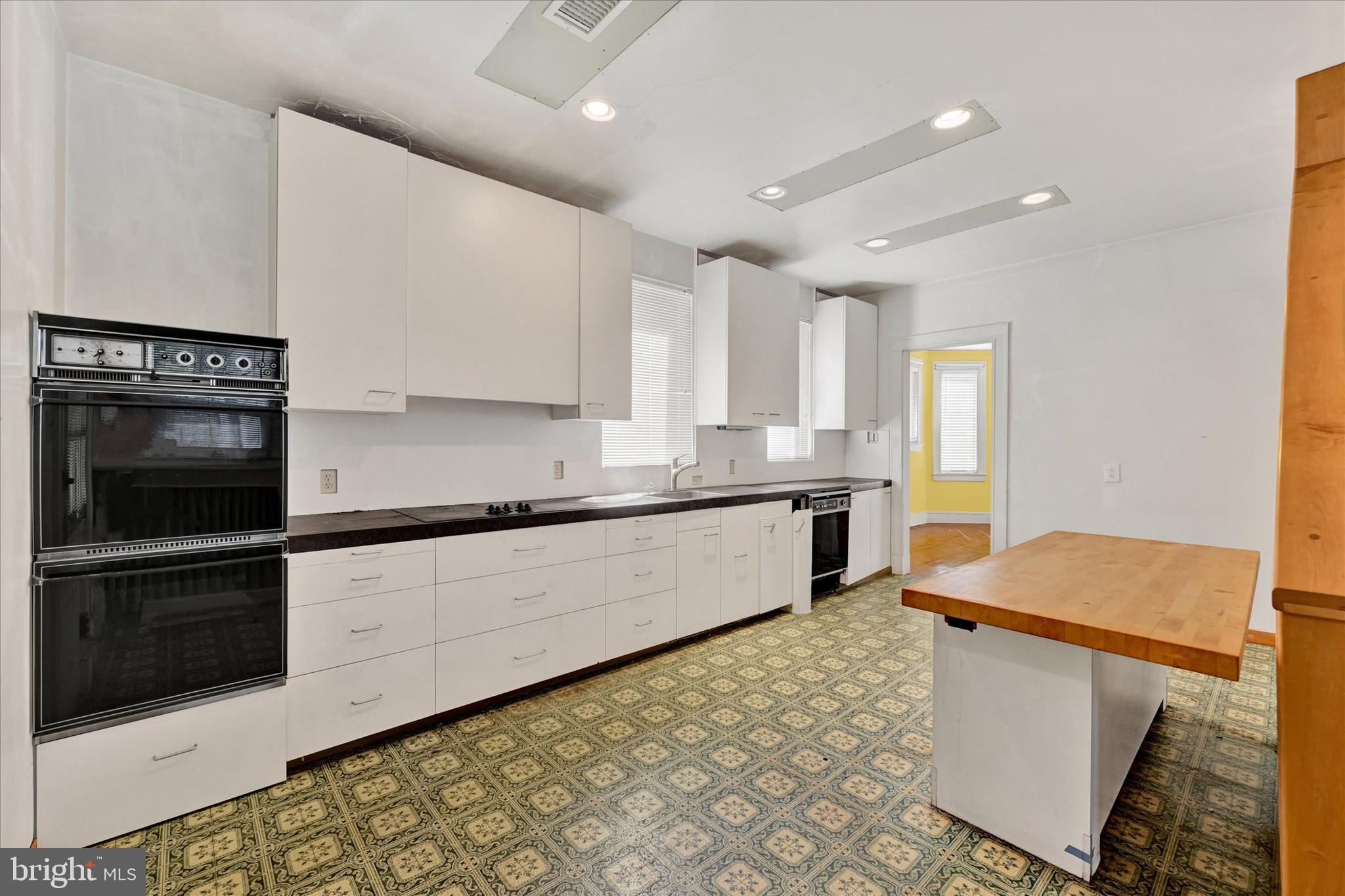 110 Elmwood Rd