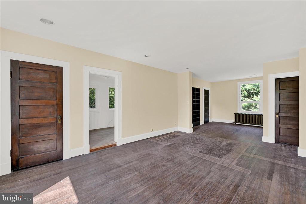 110 Elmwood Rd