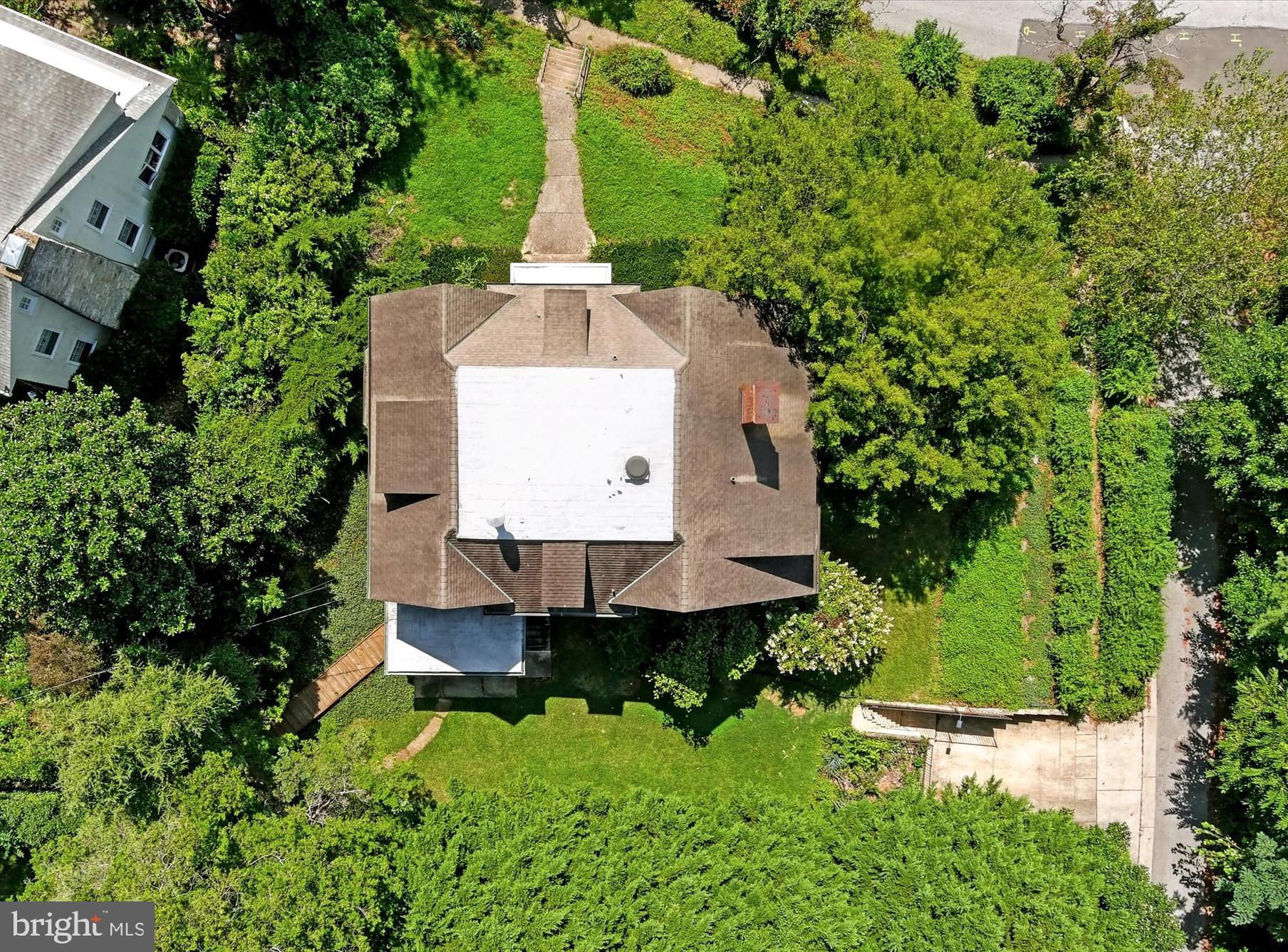 110 Elmwood Rd